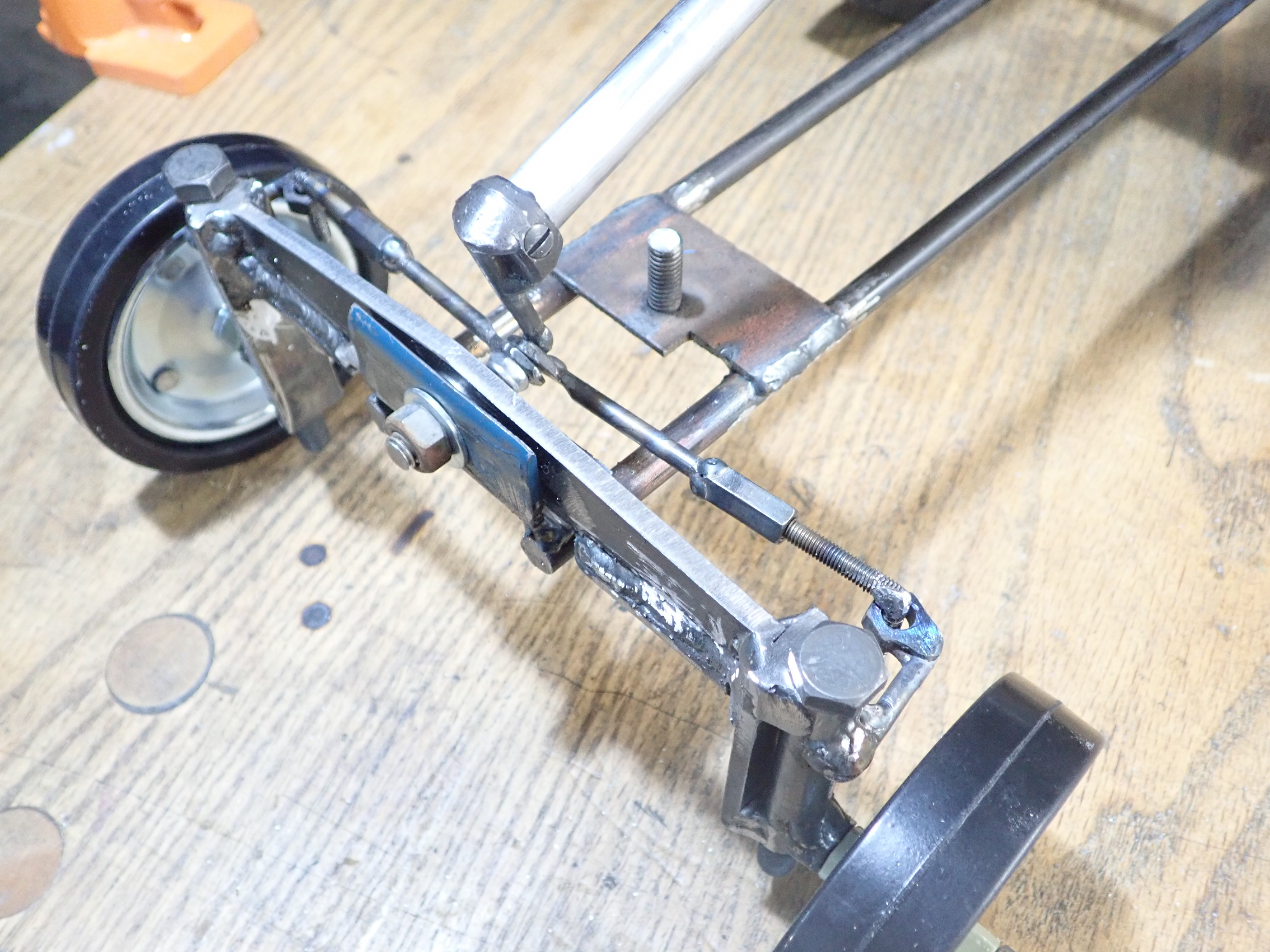 sewing machine tractor (141).JPG