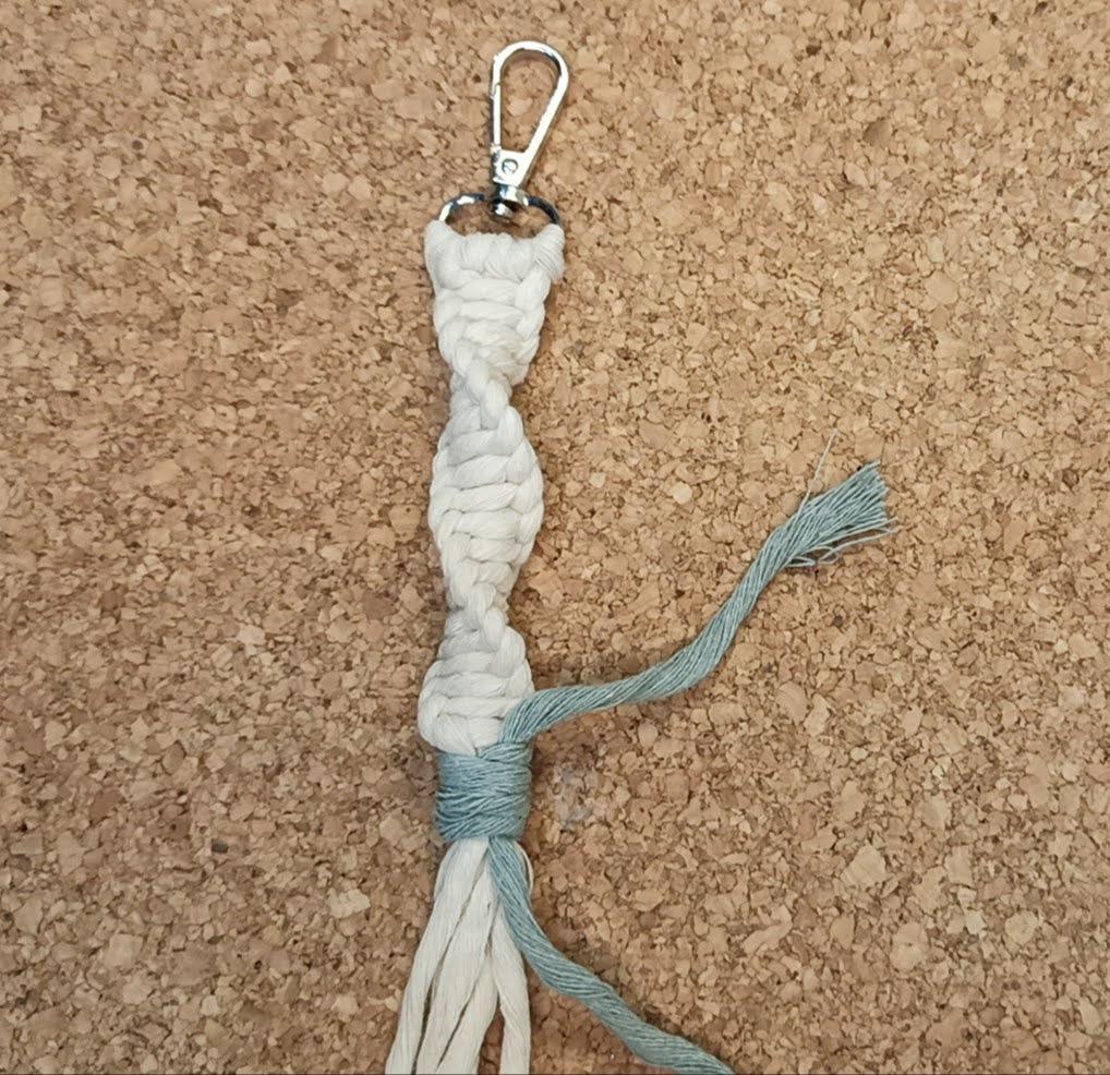 spiral Keychain kit 11.jpg