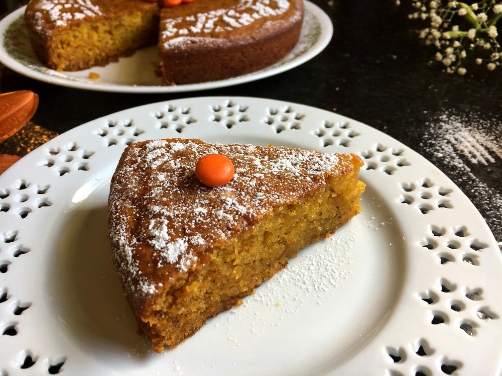 vegan mango cake 22a.jpg