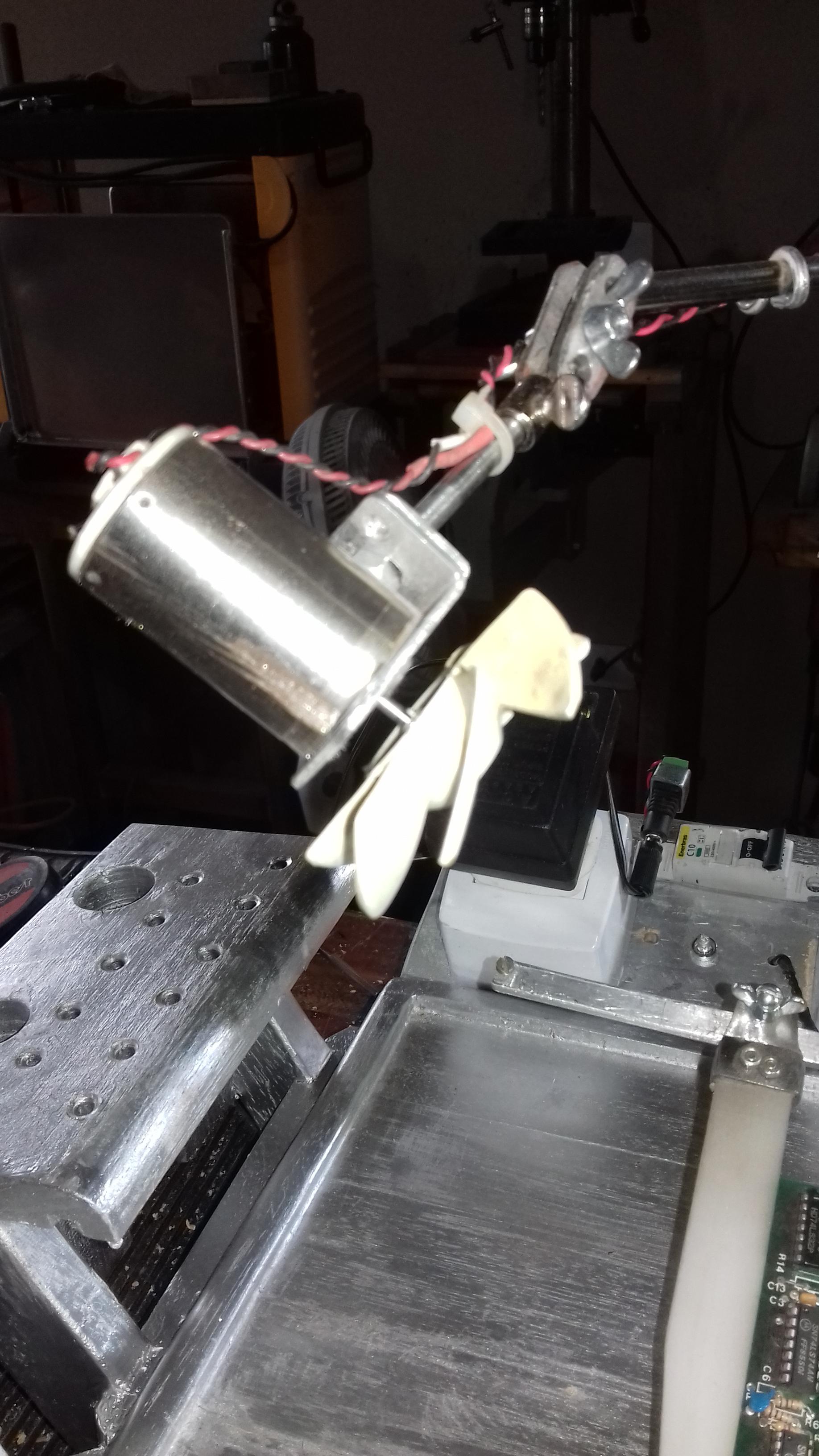 ventilador com cabo.jpg