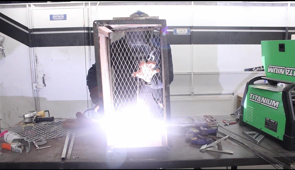 weld bottom to frame.jpg