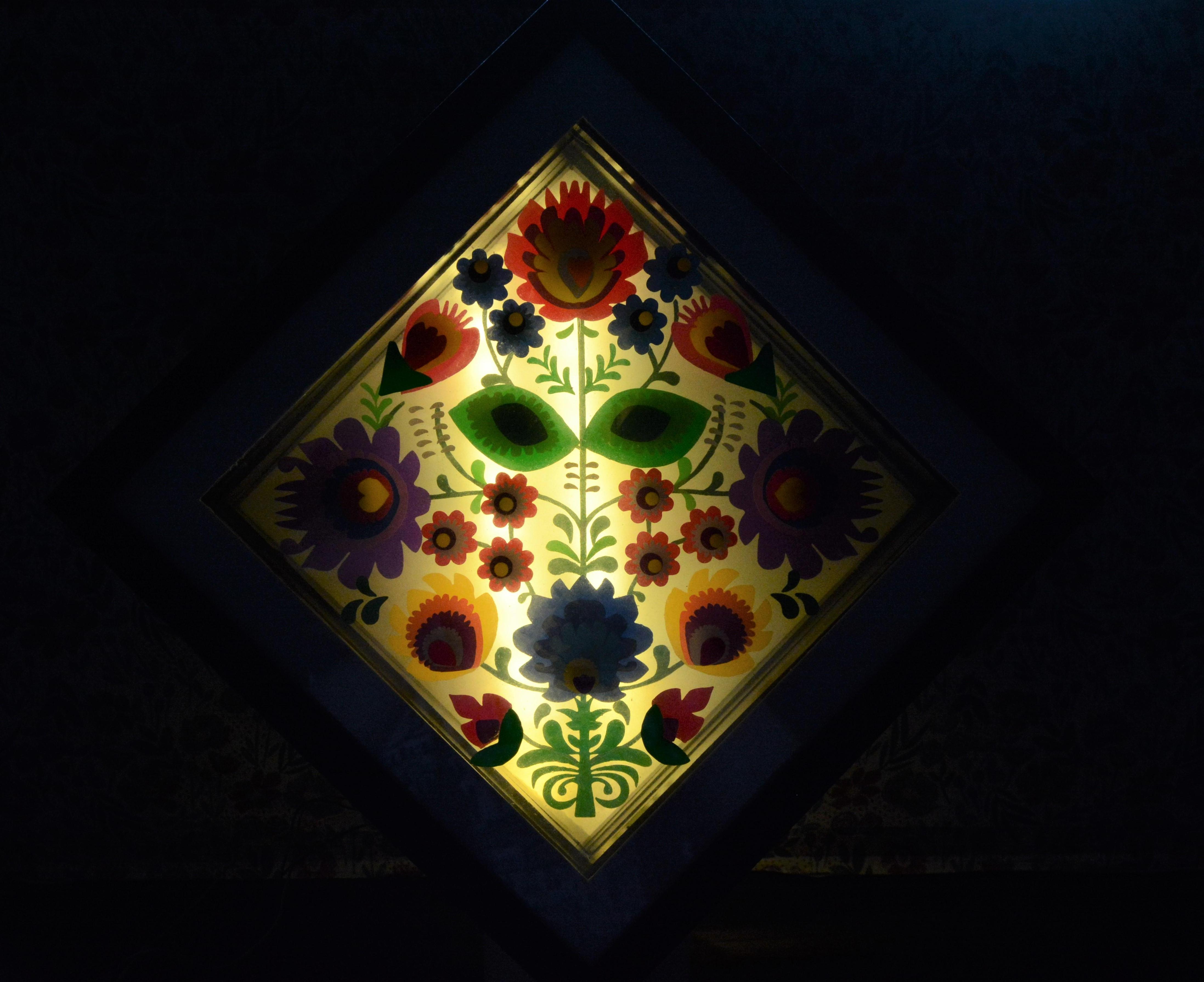 Multi-layered Design Light Box