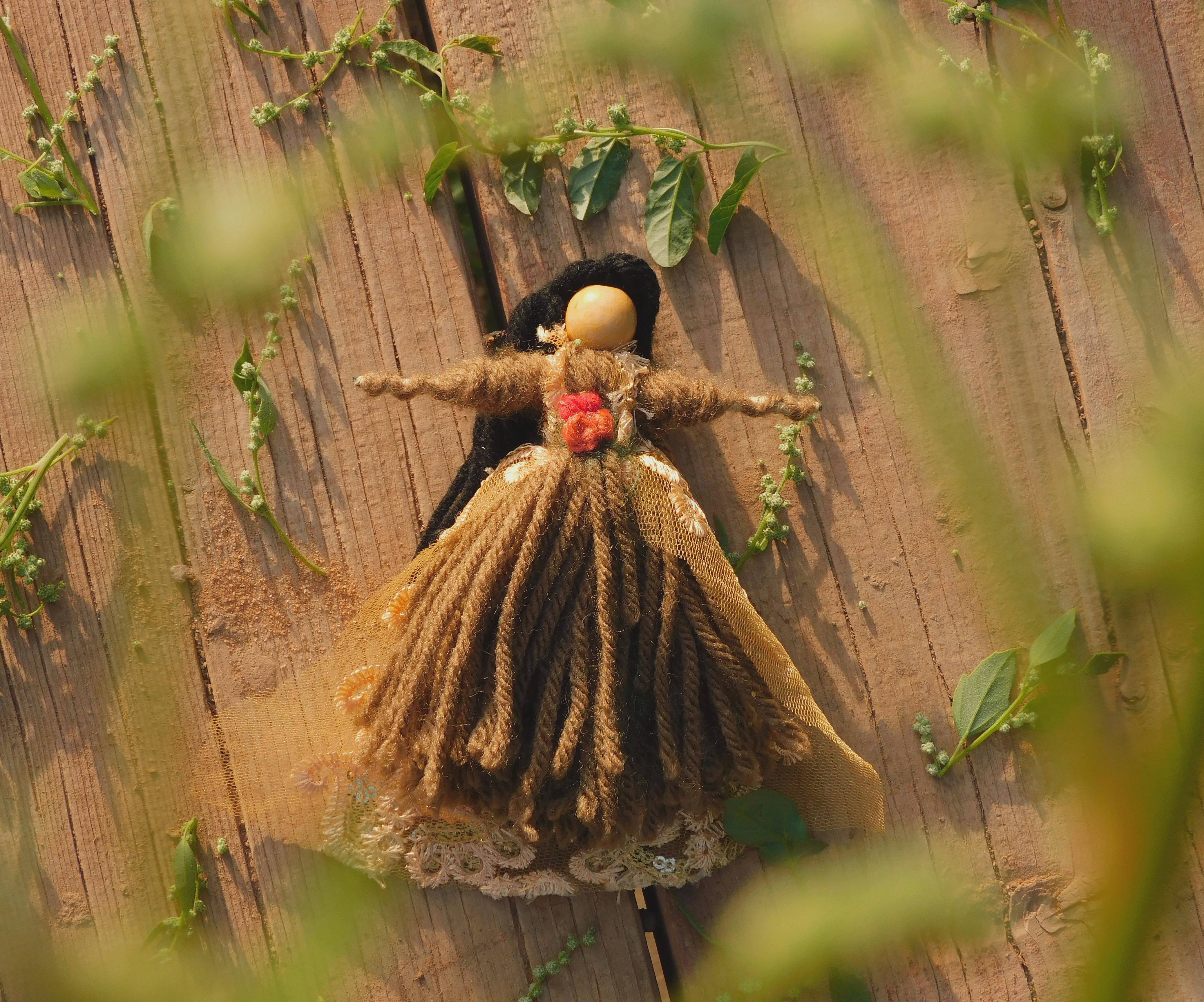 How to Make a Cute Simple Tassel Doll From Yarn