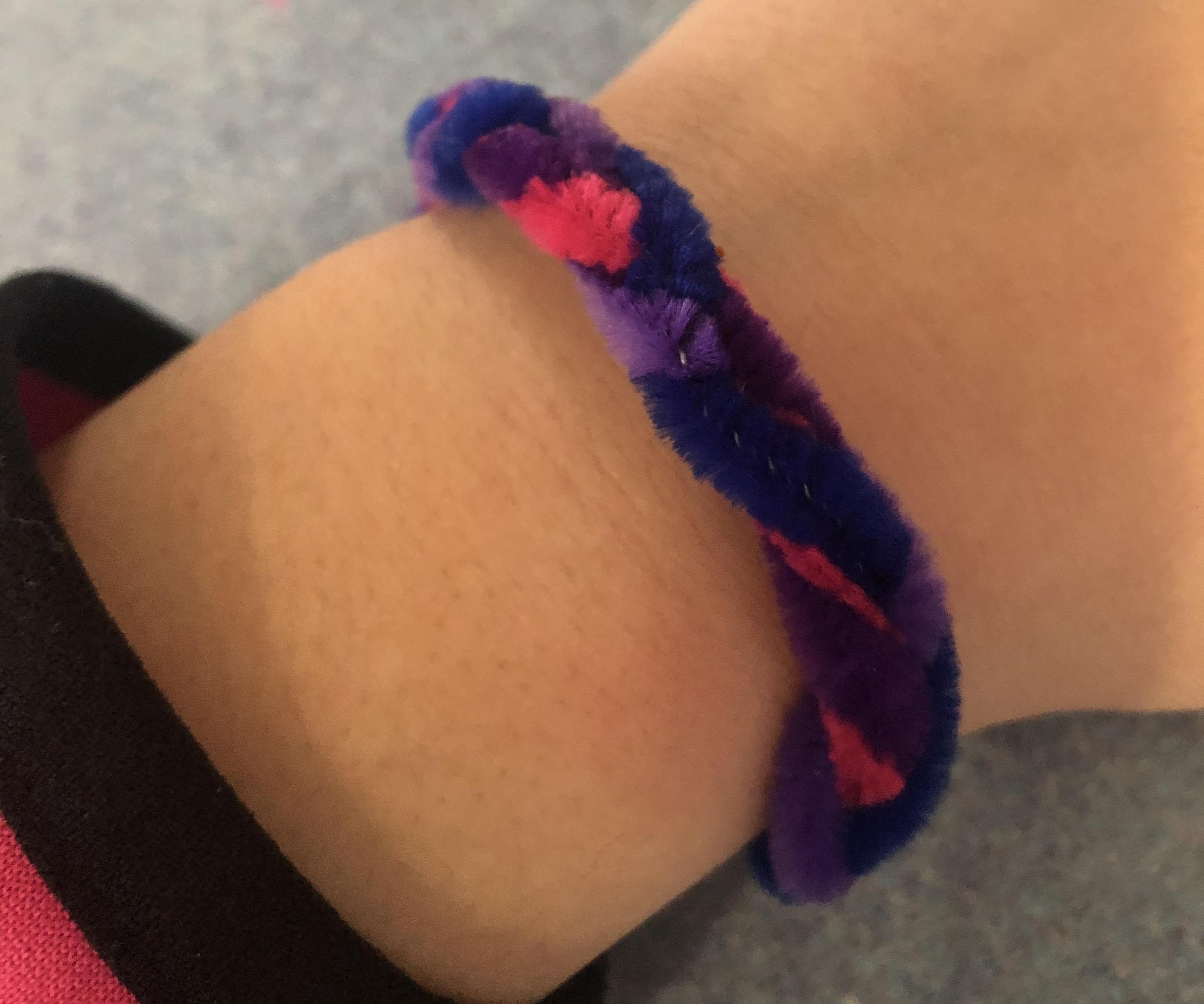 Pipe cleaner bracelet