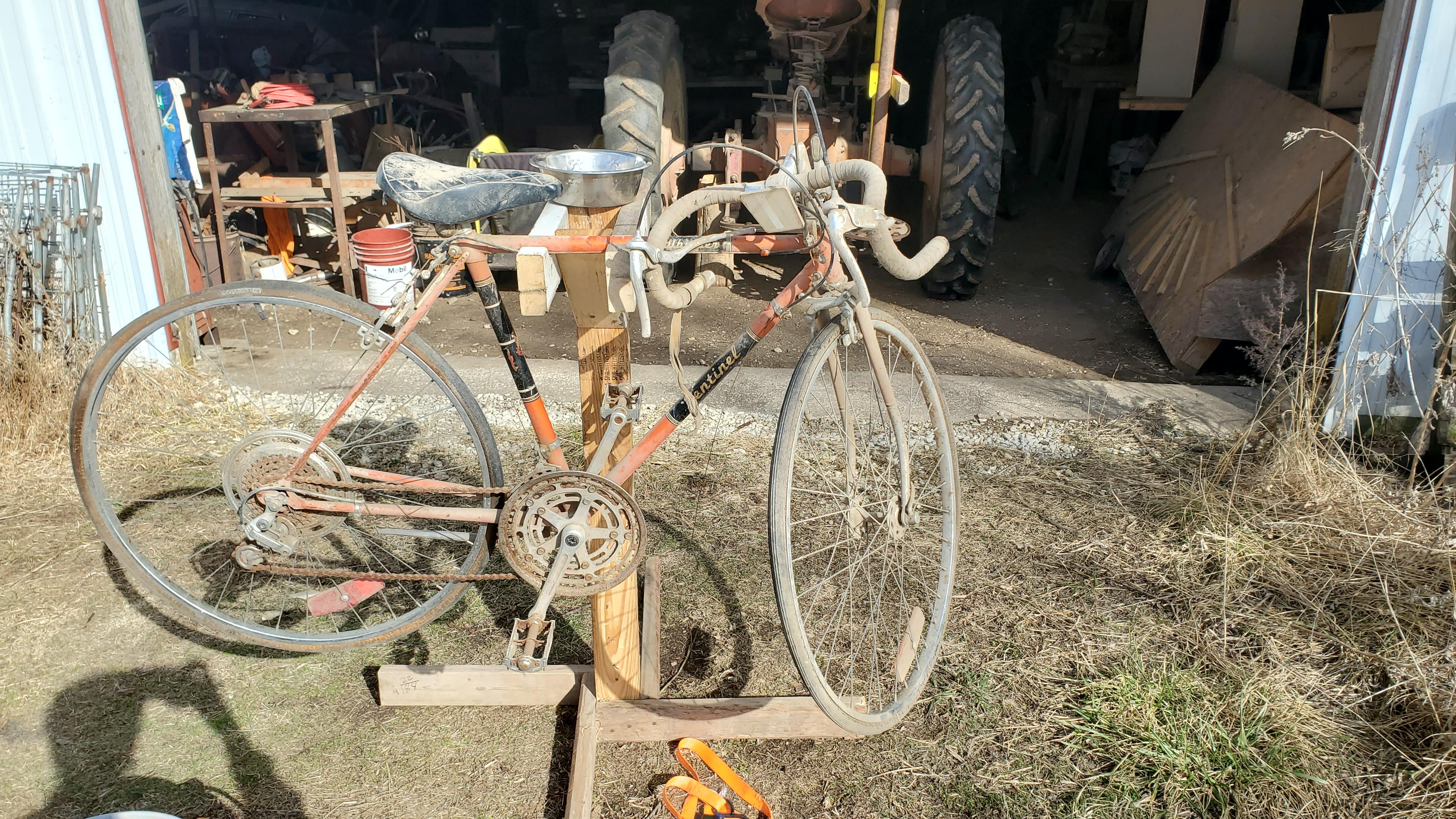 Quick Bike Repair Stand From Scrap.