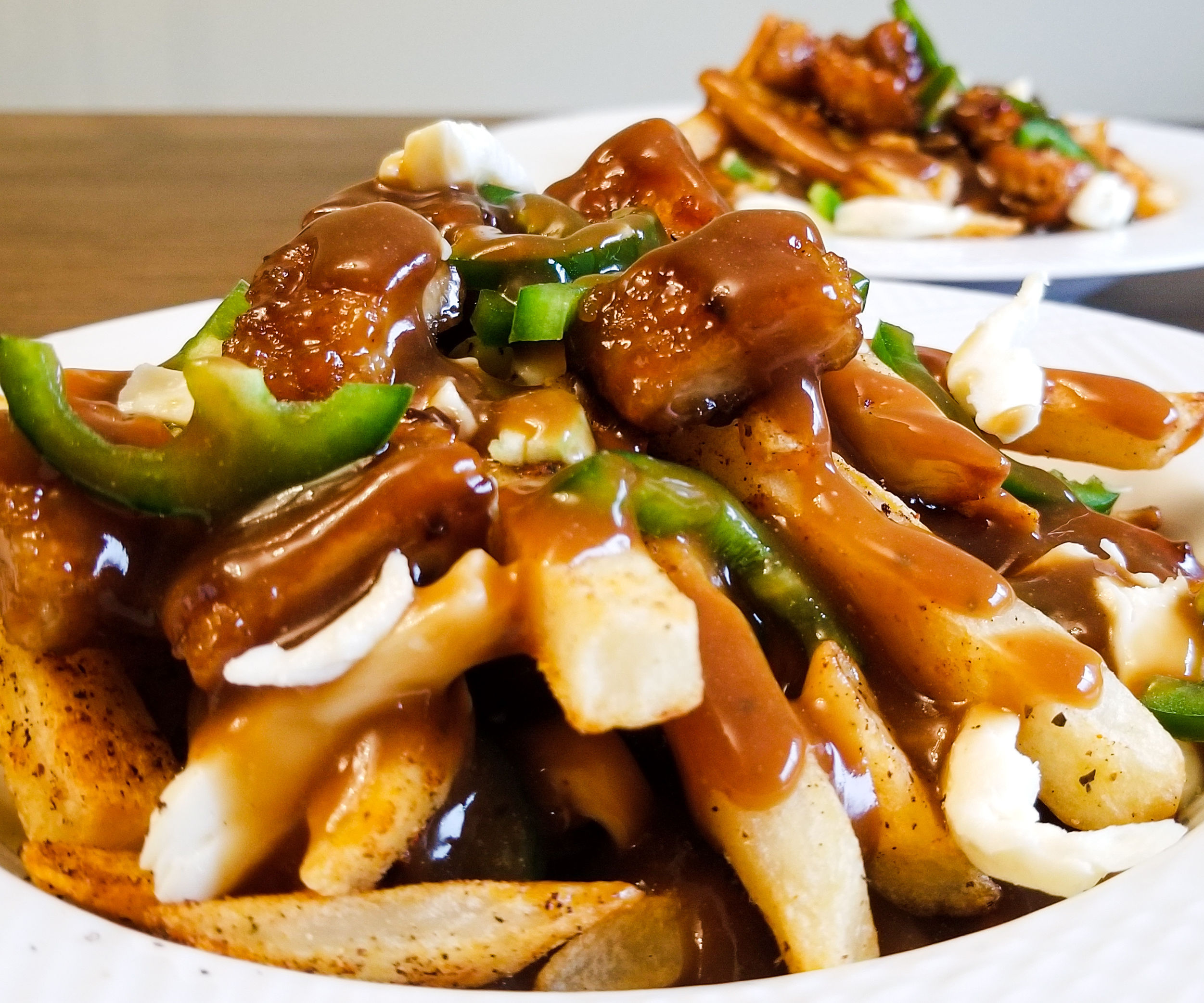 Ultimate Honey Garlic Chicken Poutine – Copycat