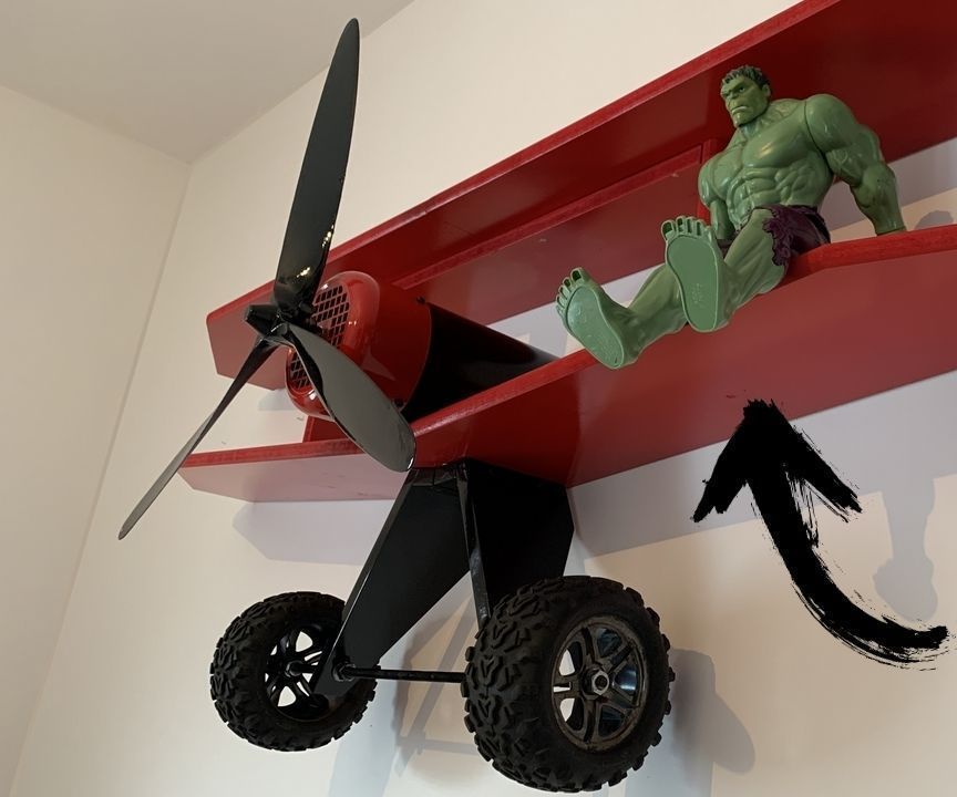How to Build a Airplane Wall Shelf for Kids Room - 100% DIY