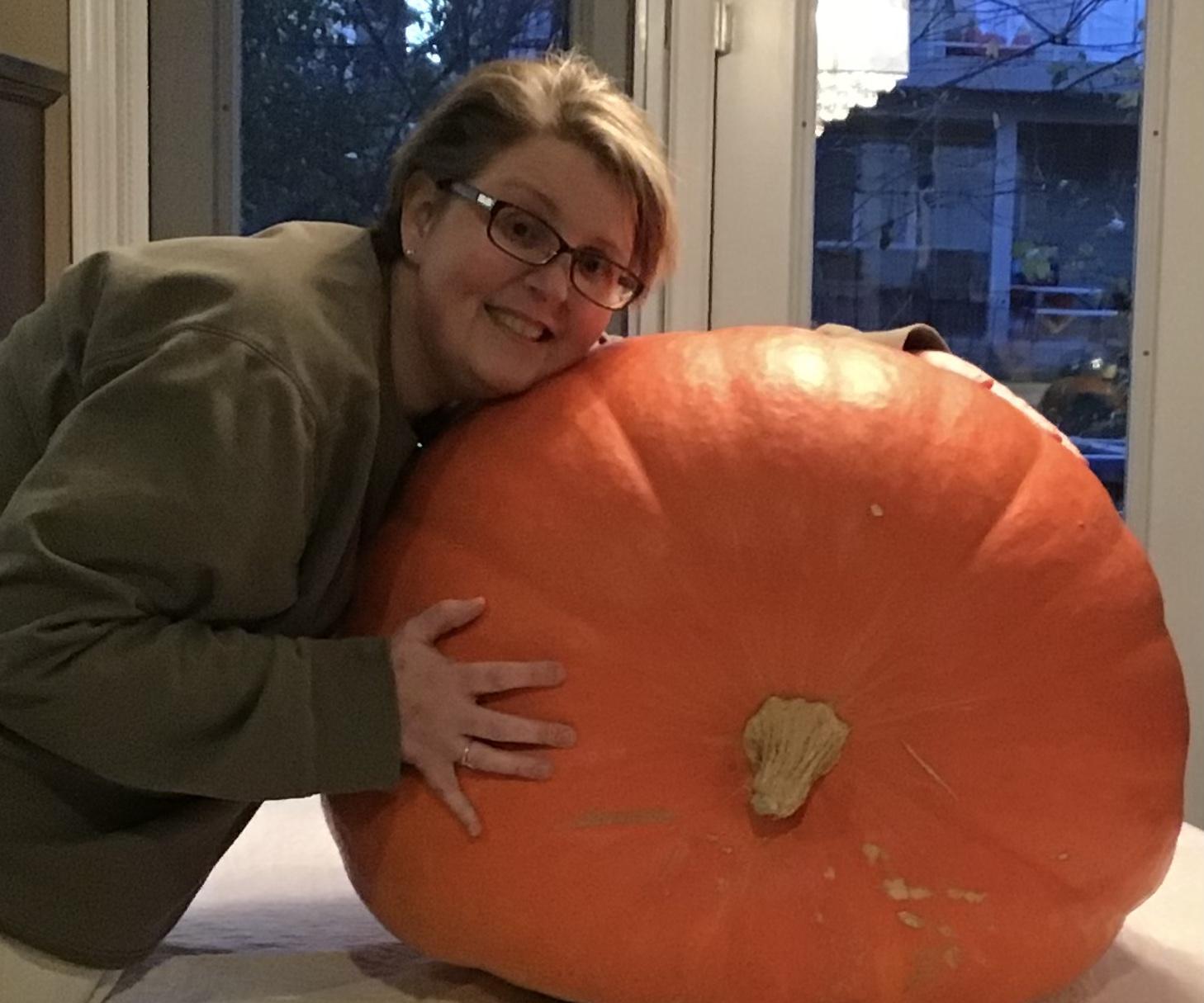How to Carve a Pumpkin Over 100 Pounds!
