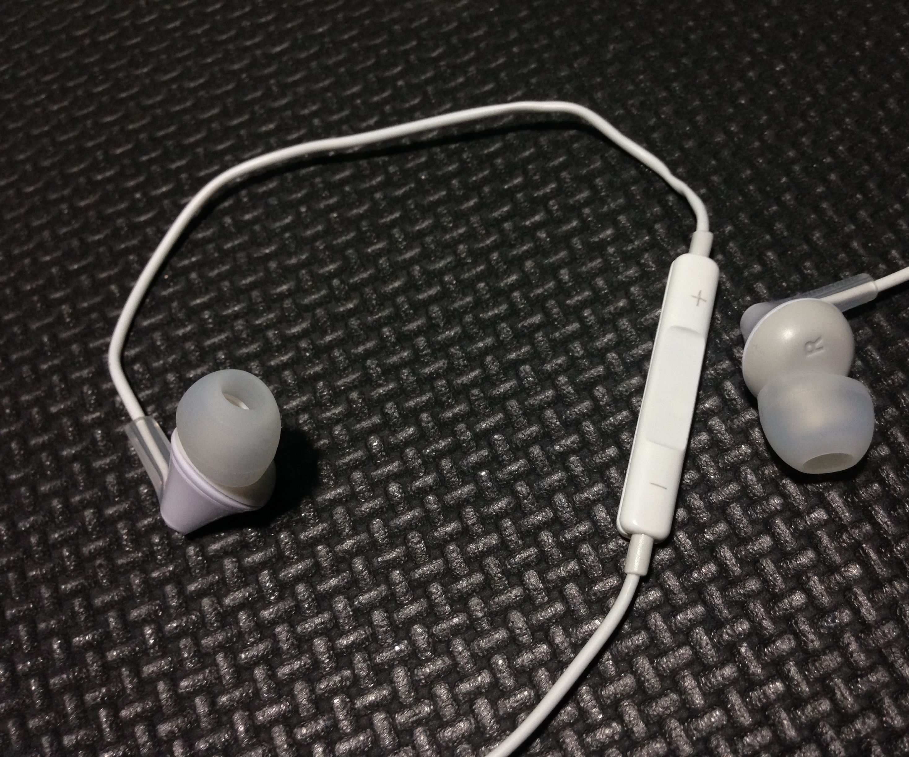 Convert EarPods to In-Ear headphones with remote and mic for iPhone