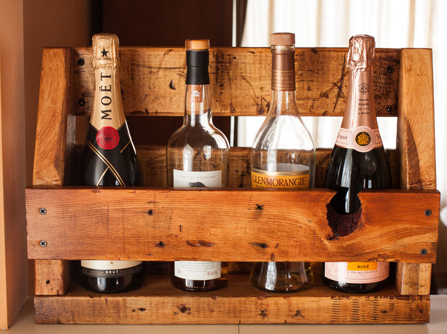 Wine/Whiskey Rack - Pallet Wood
