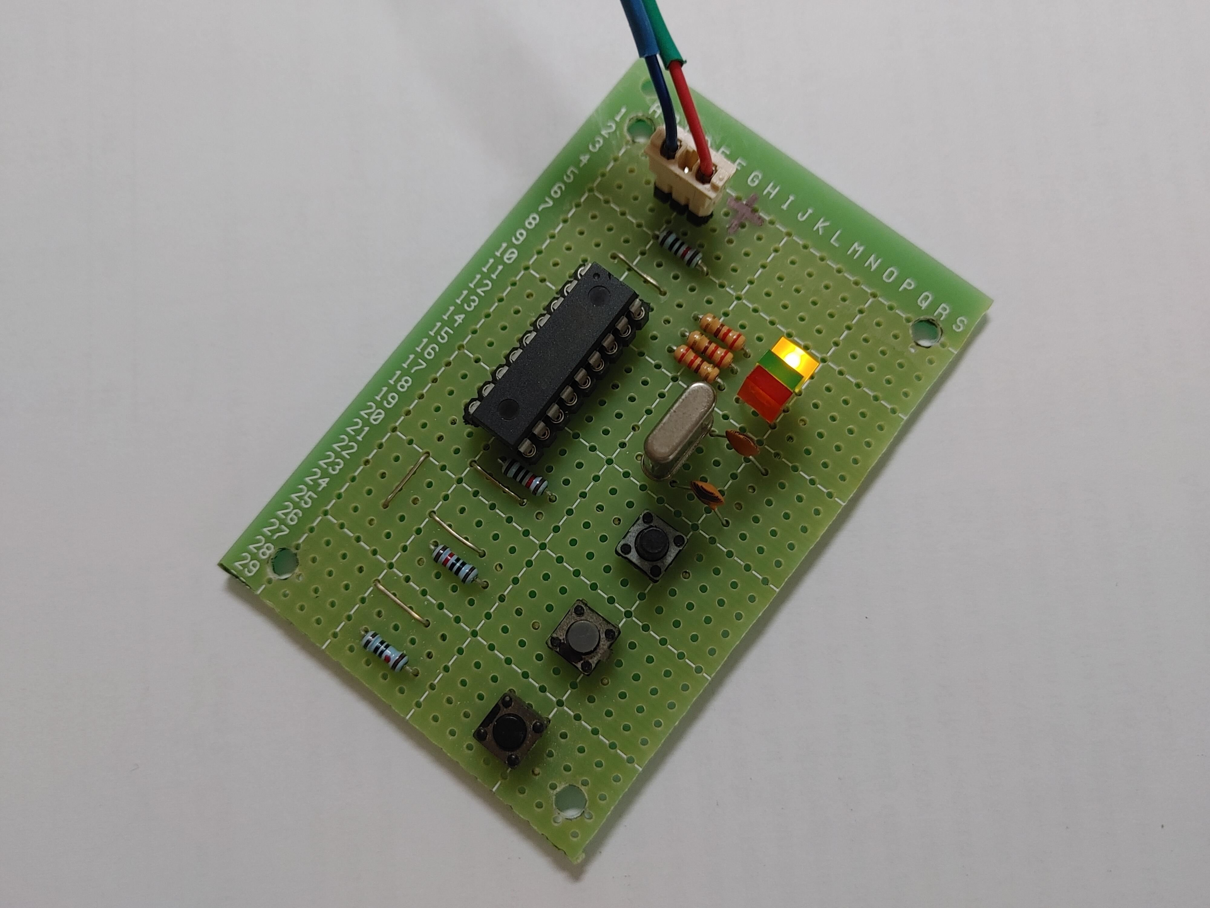 Audio Multiplexer (MUX) Circuit With PIC 16F84A