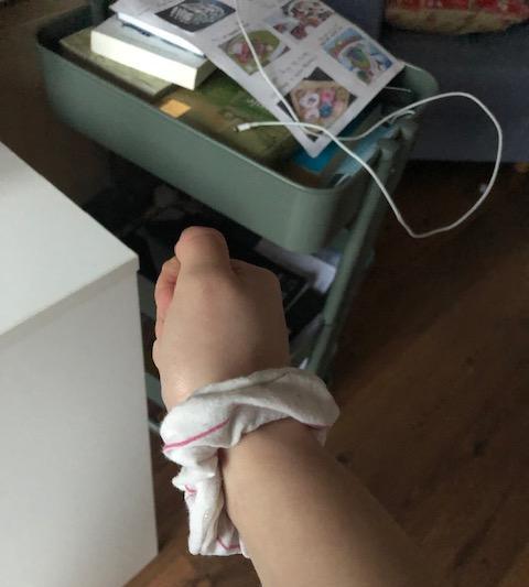 How to Make a Scrunchie!