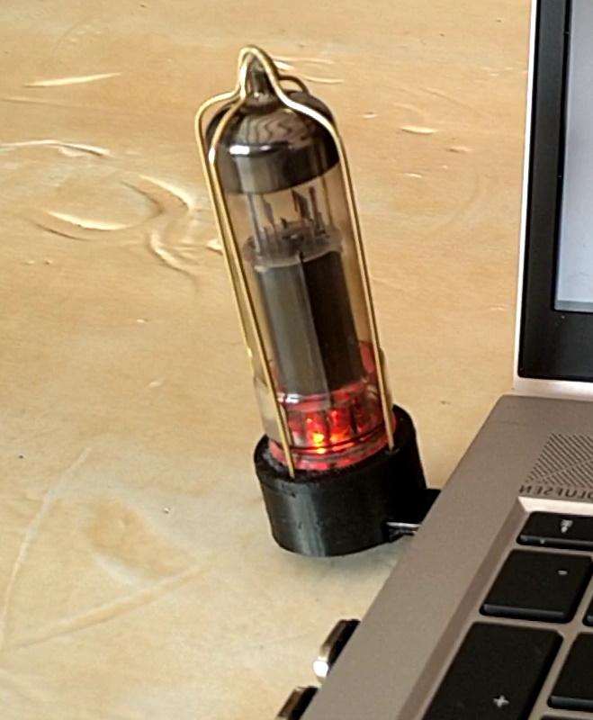 Vacuum Tube USB Memory Stick - Quite Impractical But Cool