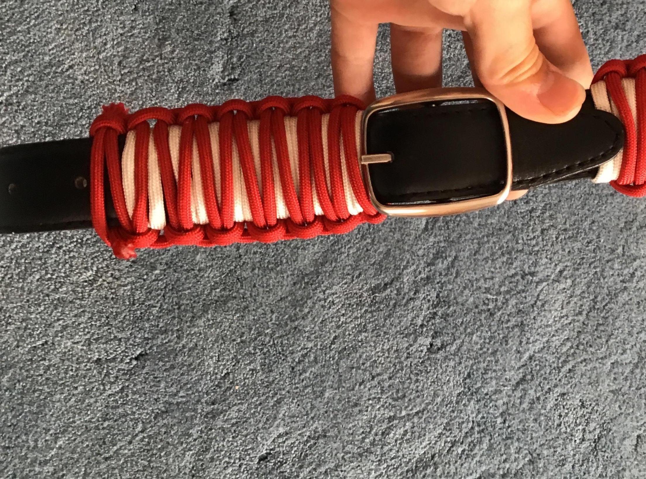 How to Style Your Belt With Paracord