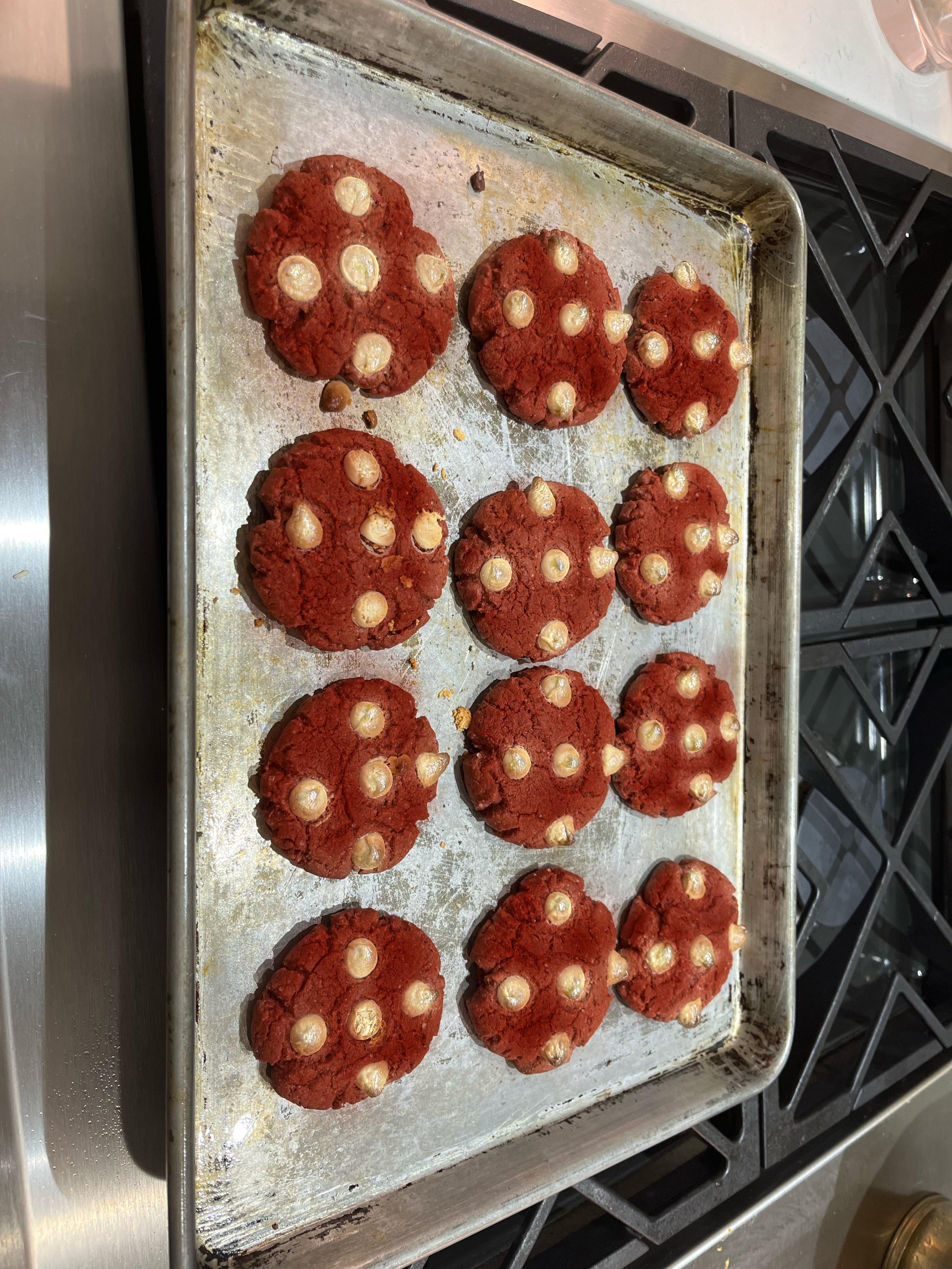 How to Make Red Velvet Chocolate Chip Cookies