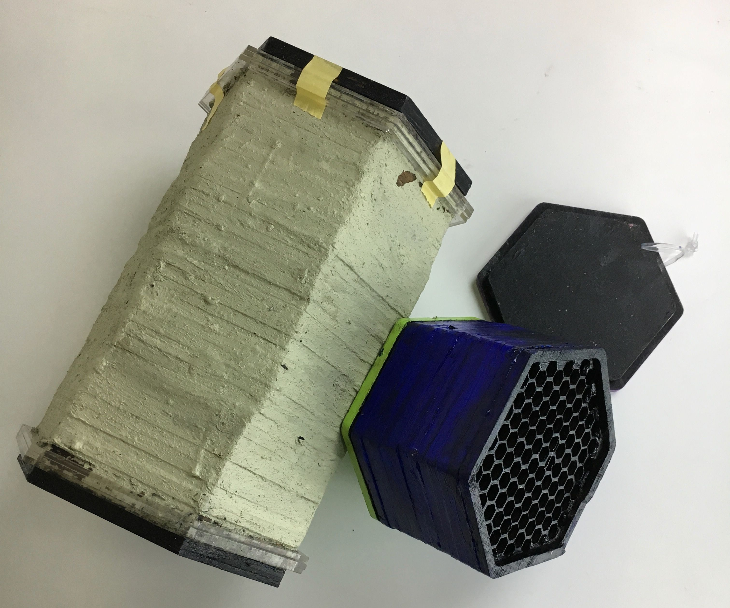 MAKE A PINHOLE CAMERA (BEEHIVE EDITION)