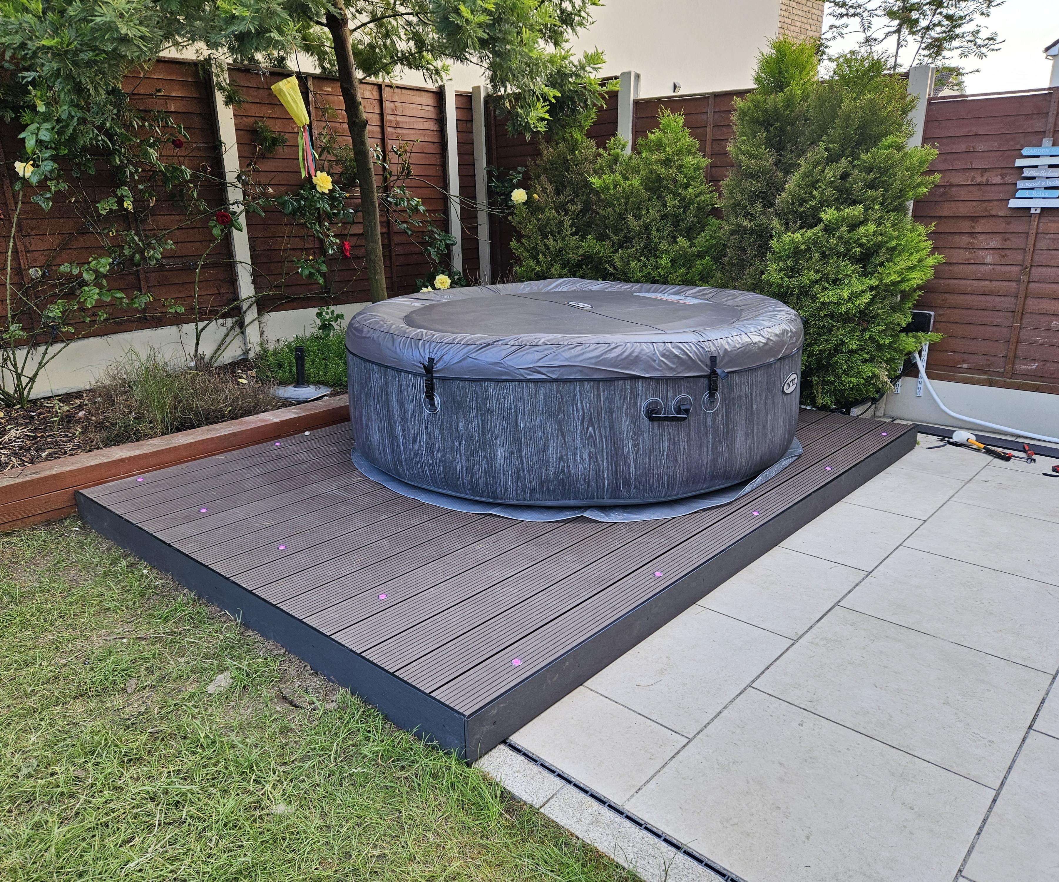 Load-bearing Yard Decking (..with Hot Tub!)