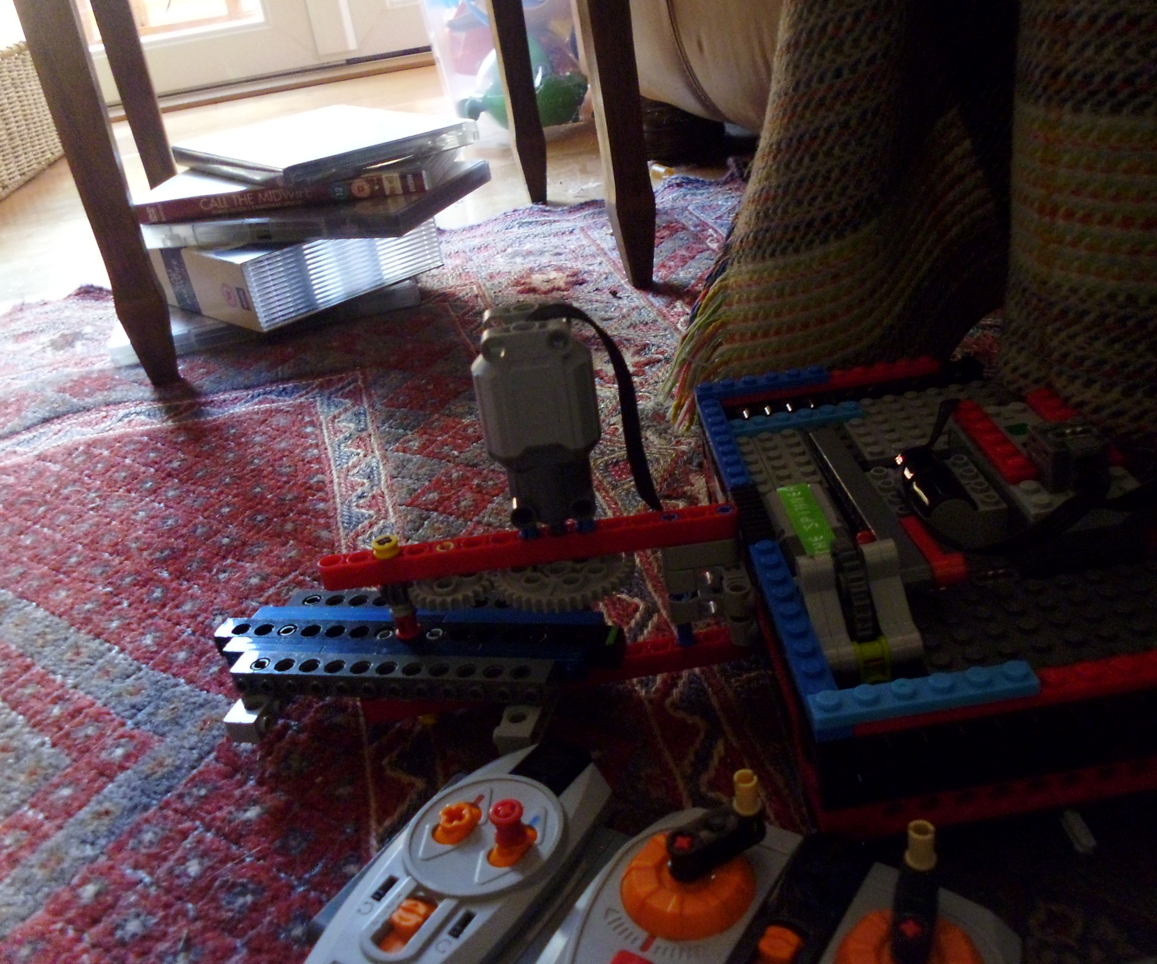 Lego Spinner - the Exploitation of the Proletariat