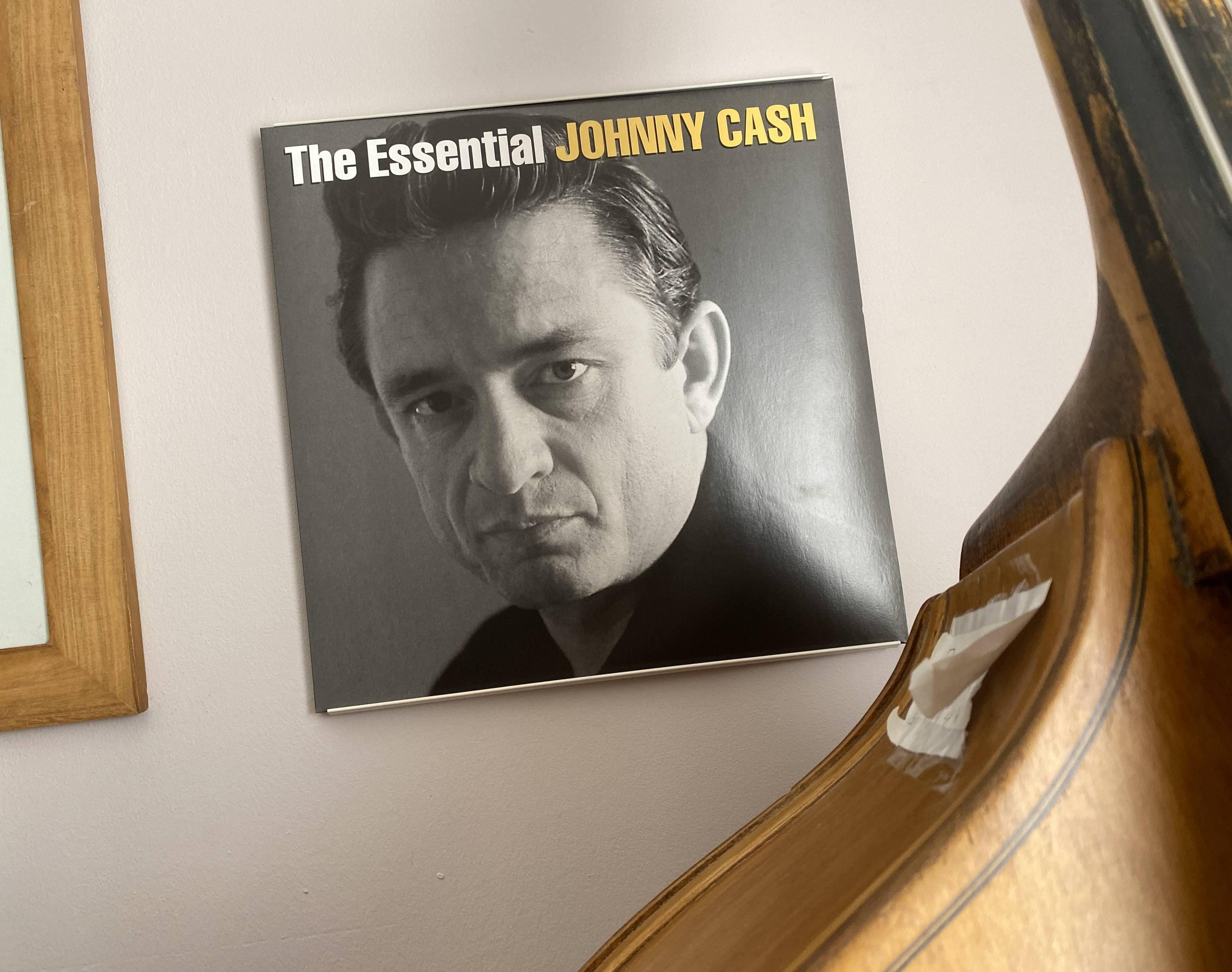 Simple Vinyl Record Wall Display in Less Than 5 Mins!