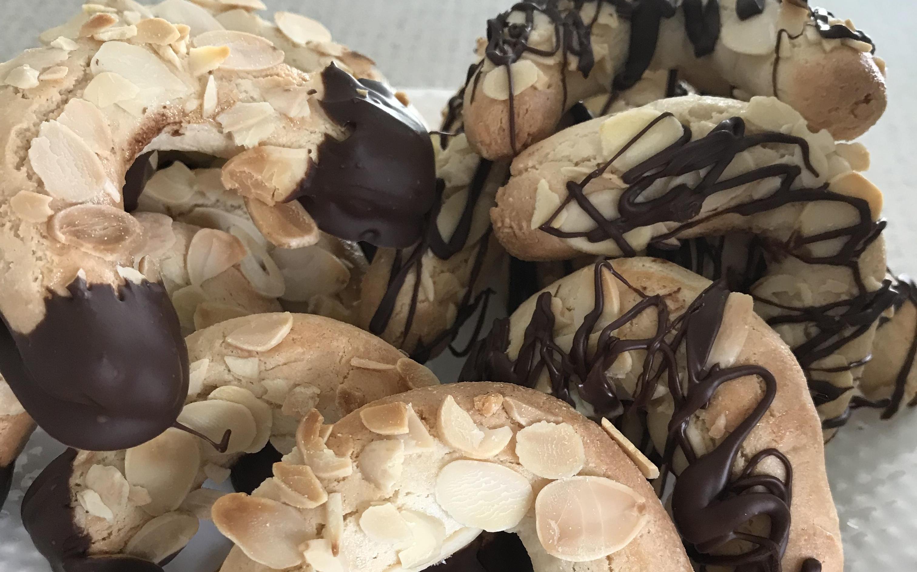 GF Chocolate Dipped Almond Horns