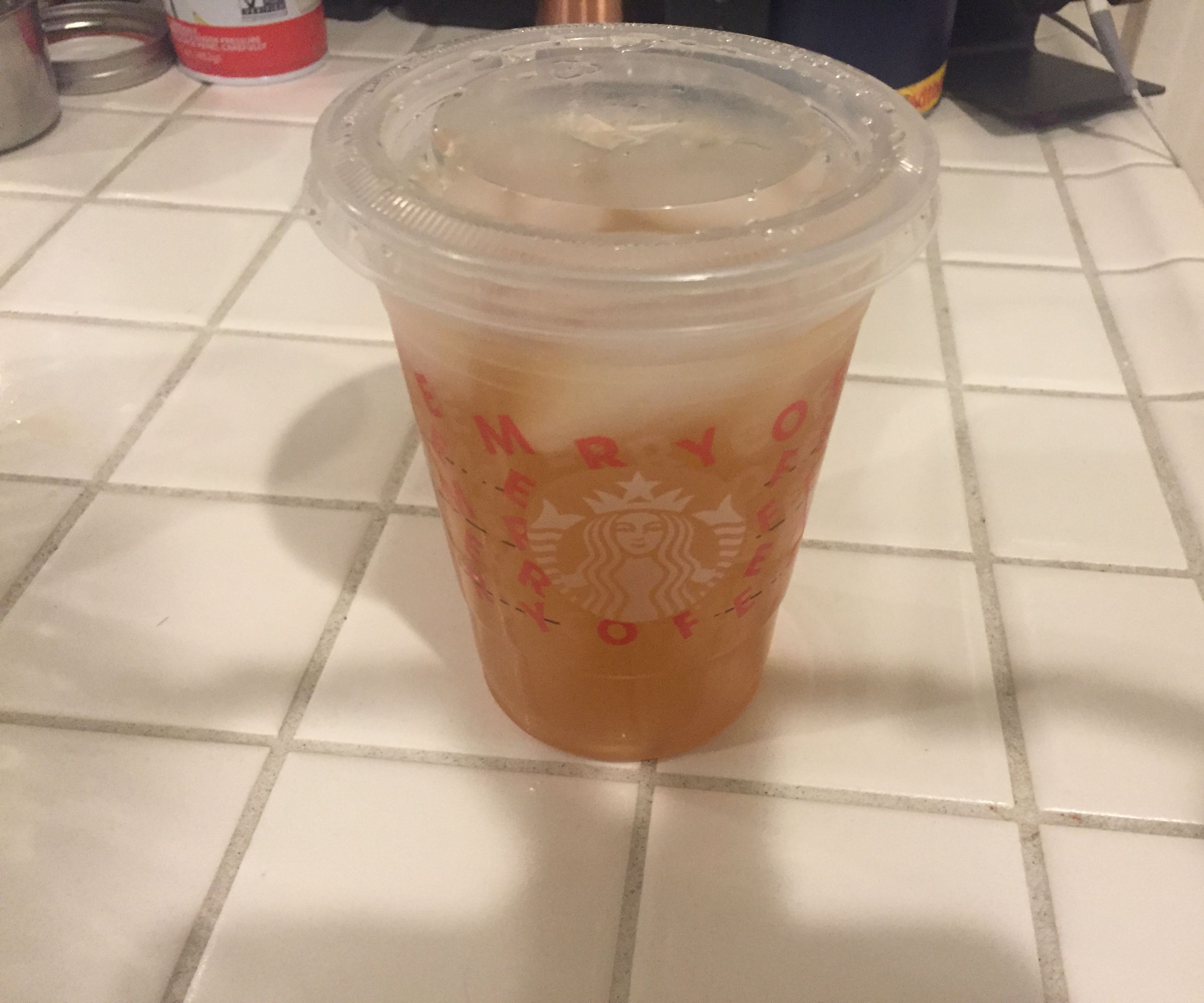 Starbucks Black Tea Lemonade / Arnold Palmer