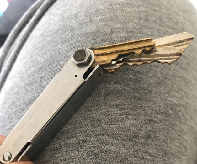 Tiny Key Organiser Keyring 