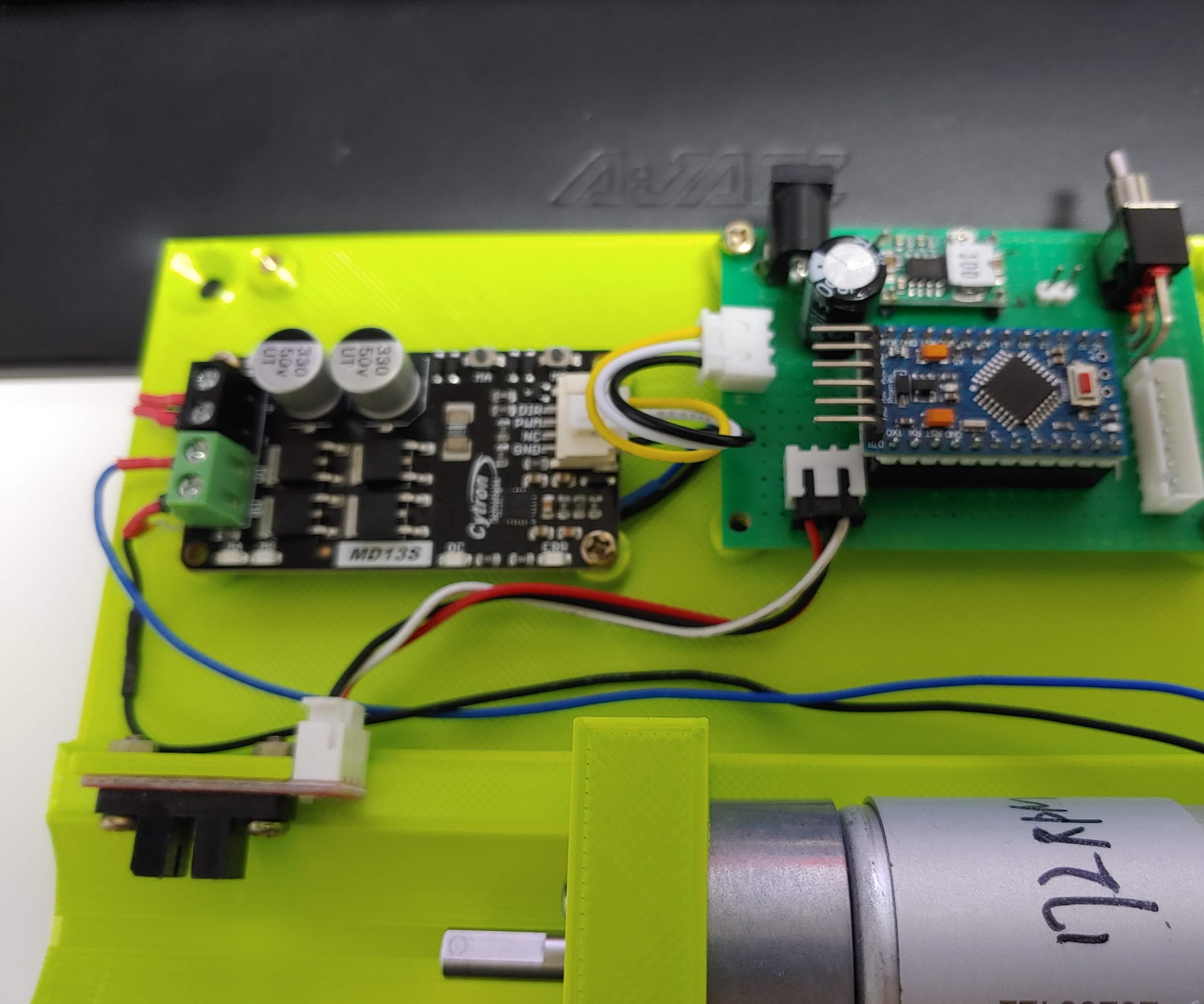Motorizing an IKEA SKARSTA Table