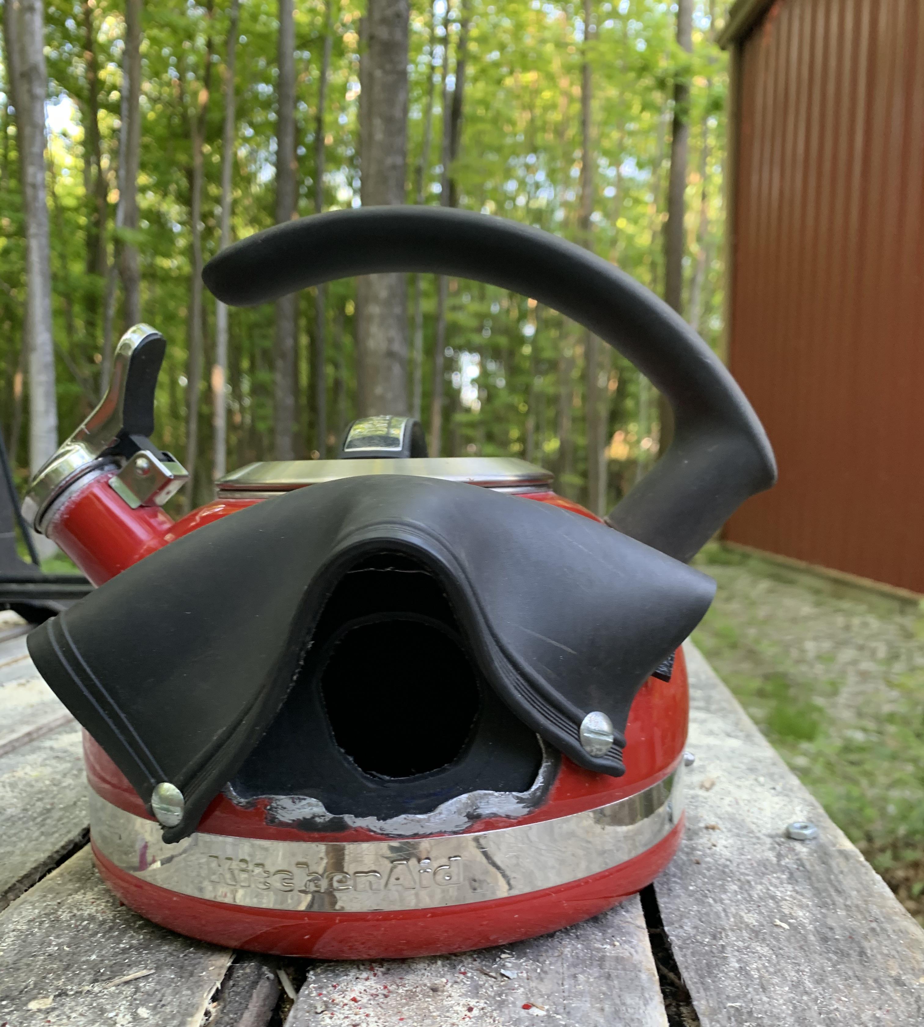 How to Make a Bird House Out of a Kettle
