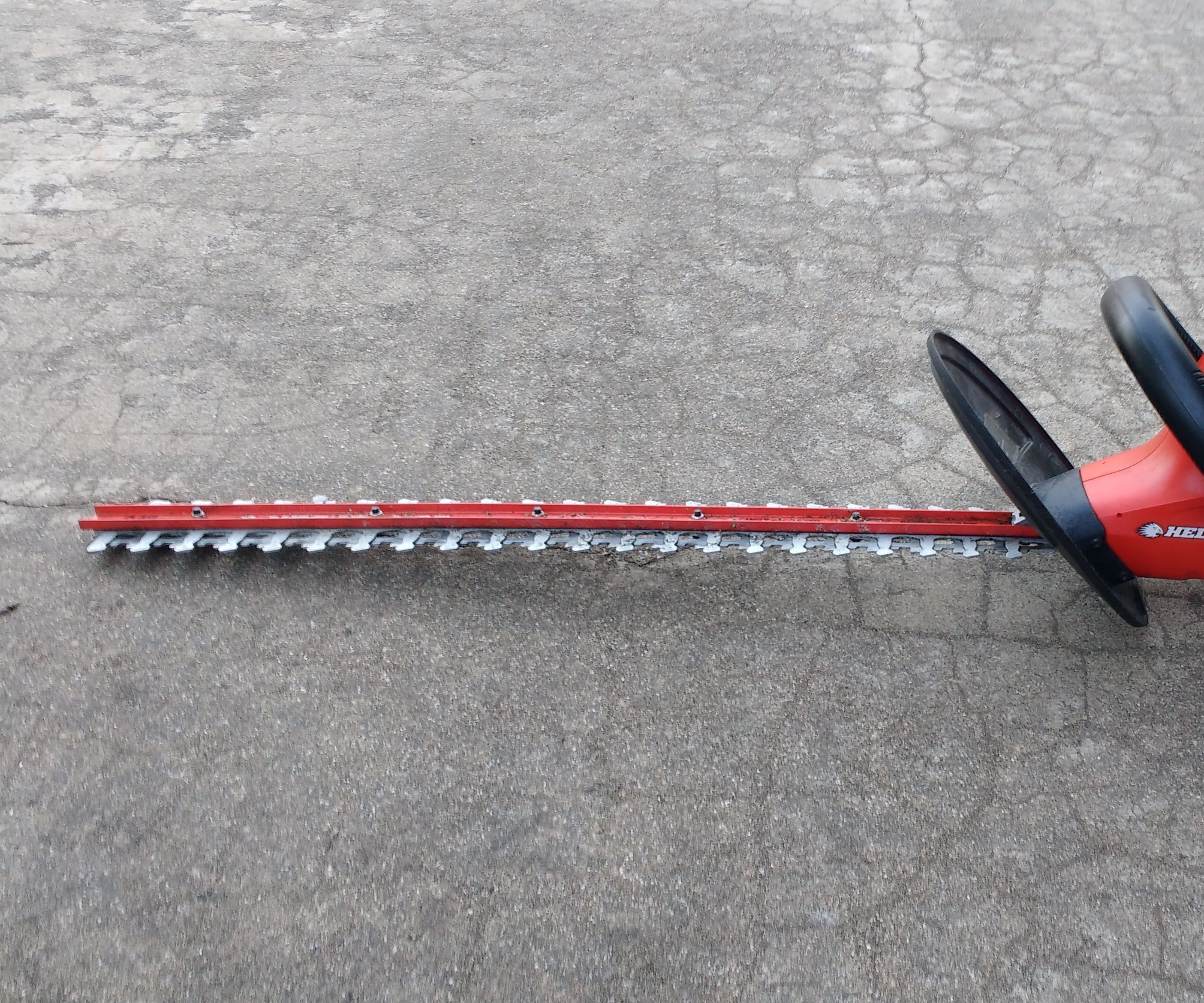 Black and Decker Hedge Hog HS2400 Type 1 24-inch Hedge Trimmer Cutting Bar Repair