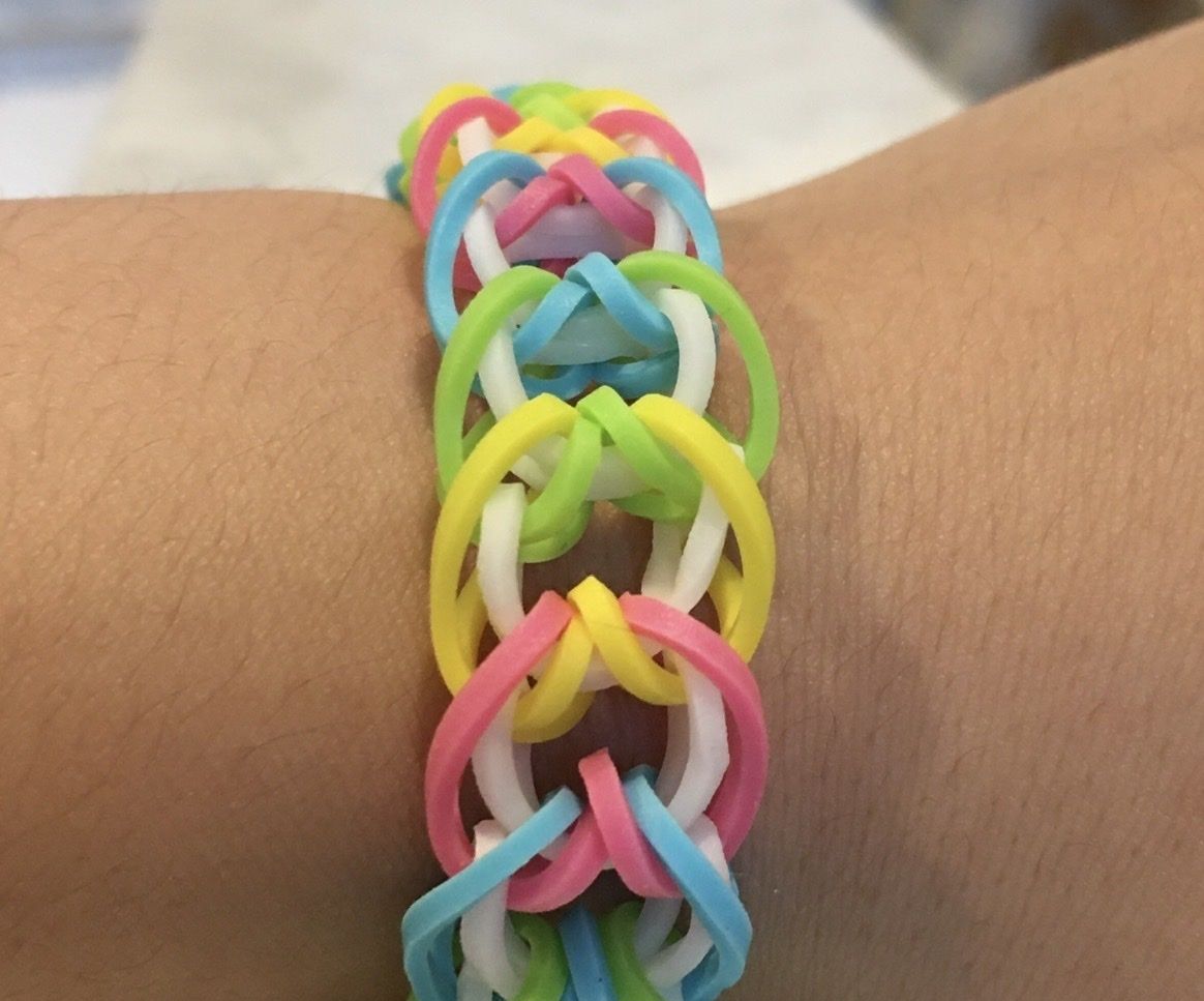 DIY Rainbow Loom!