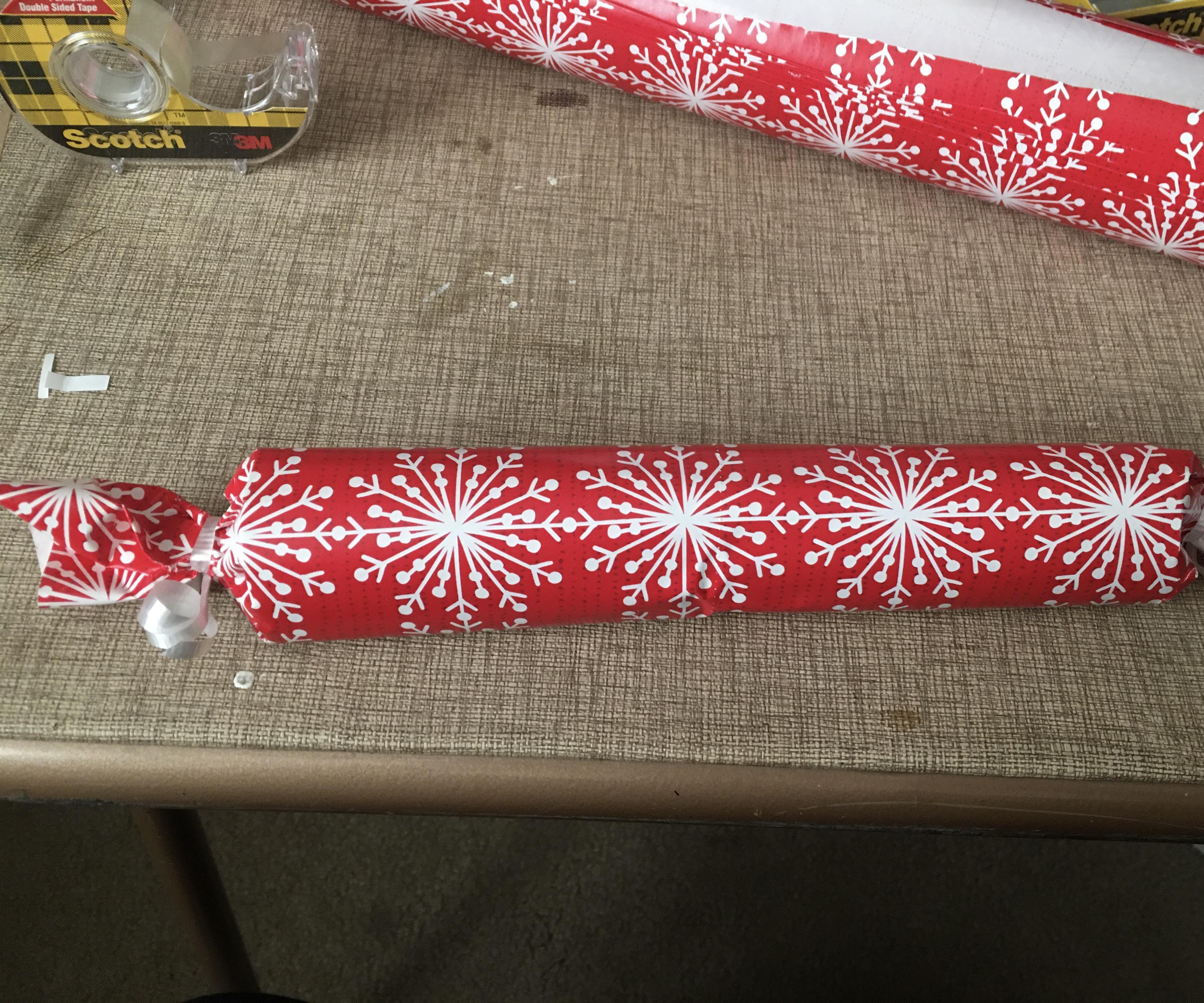 DIY Christmas Crackers