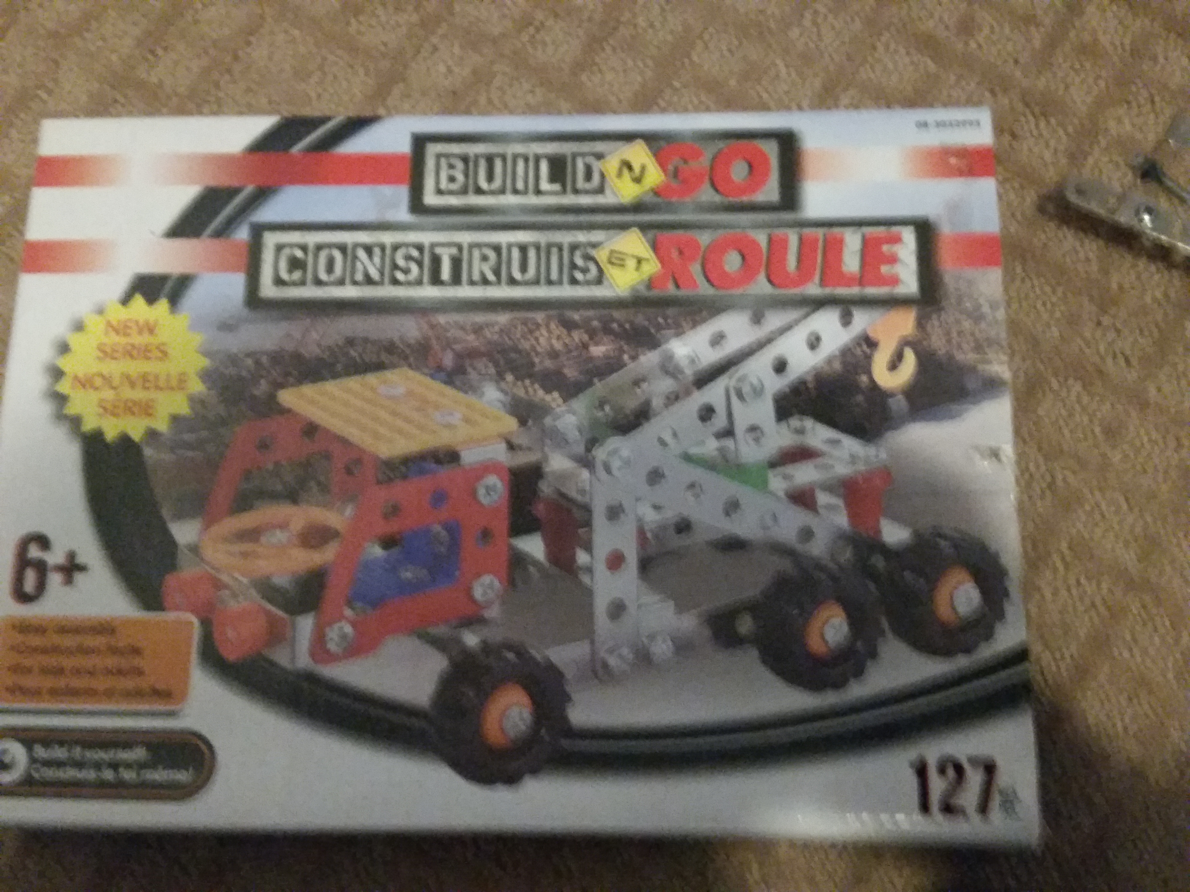 How to build a phone Holder for a tripod with a build N Go tow truck metal toy set