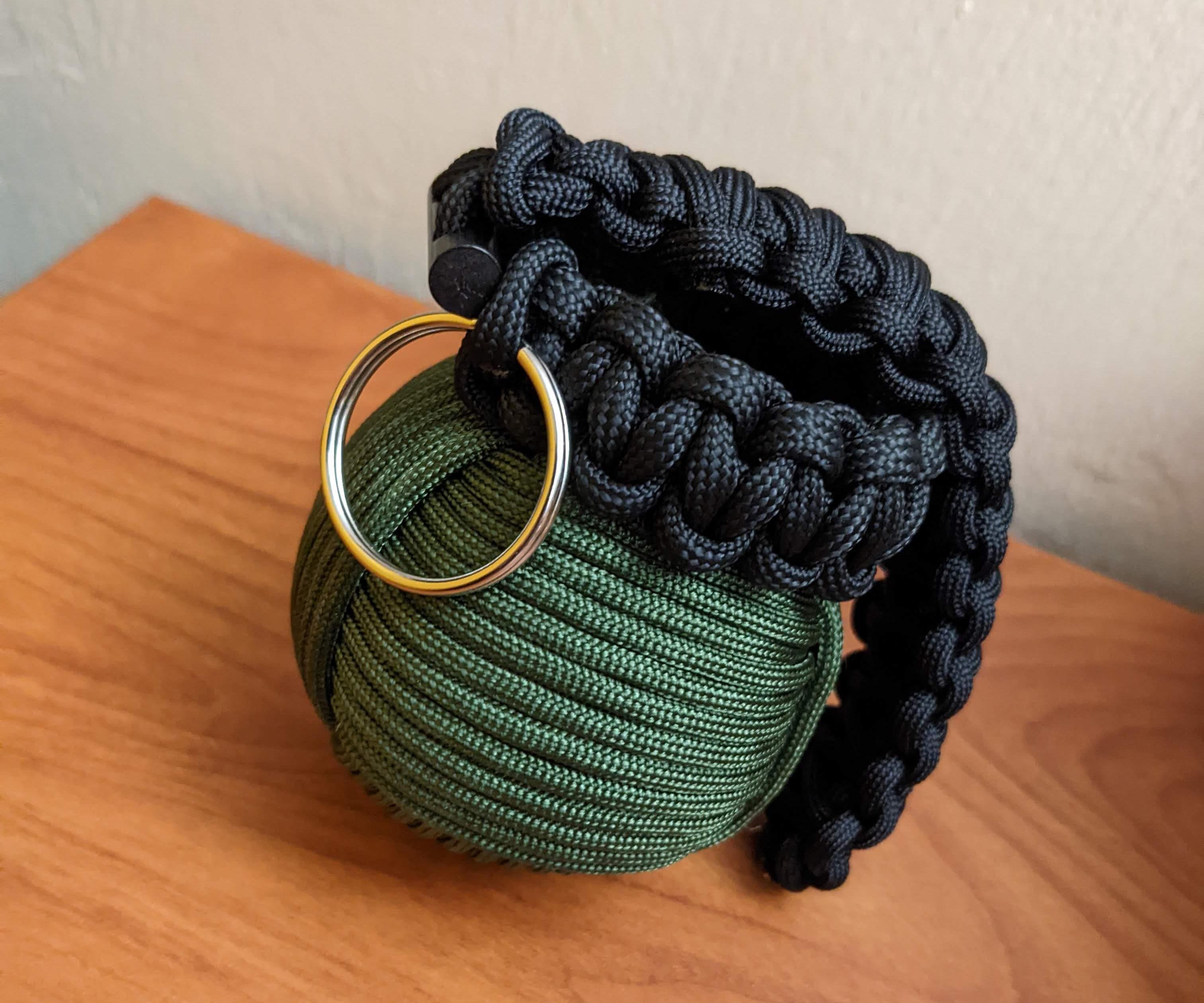 Paracord Grenade