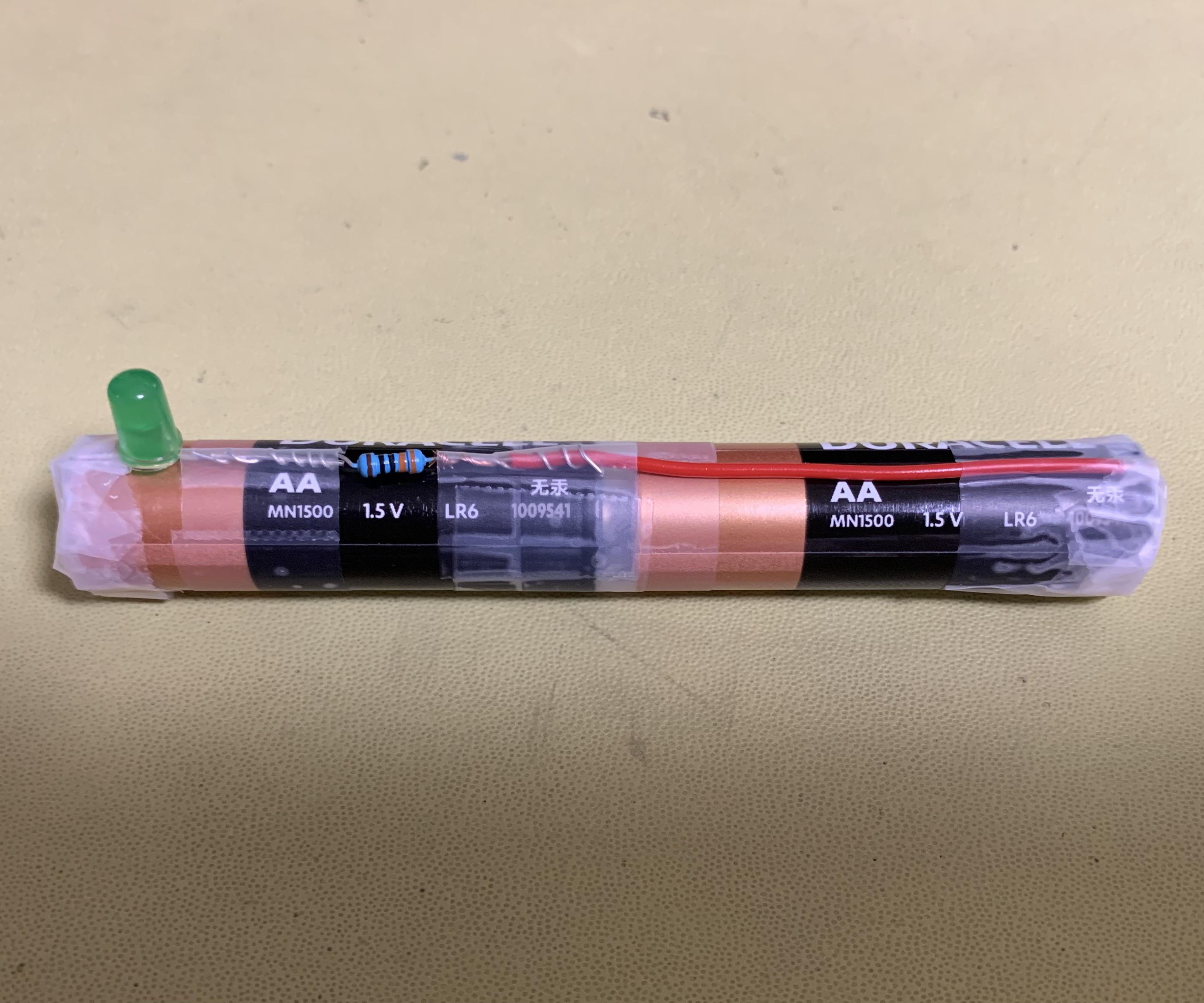 How to Turn LED on With AA Battery