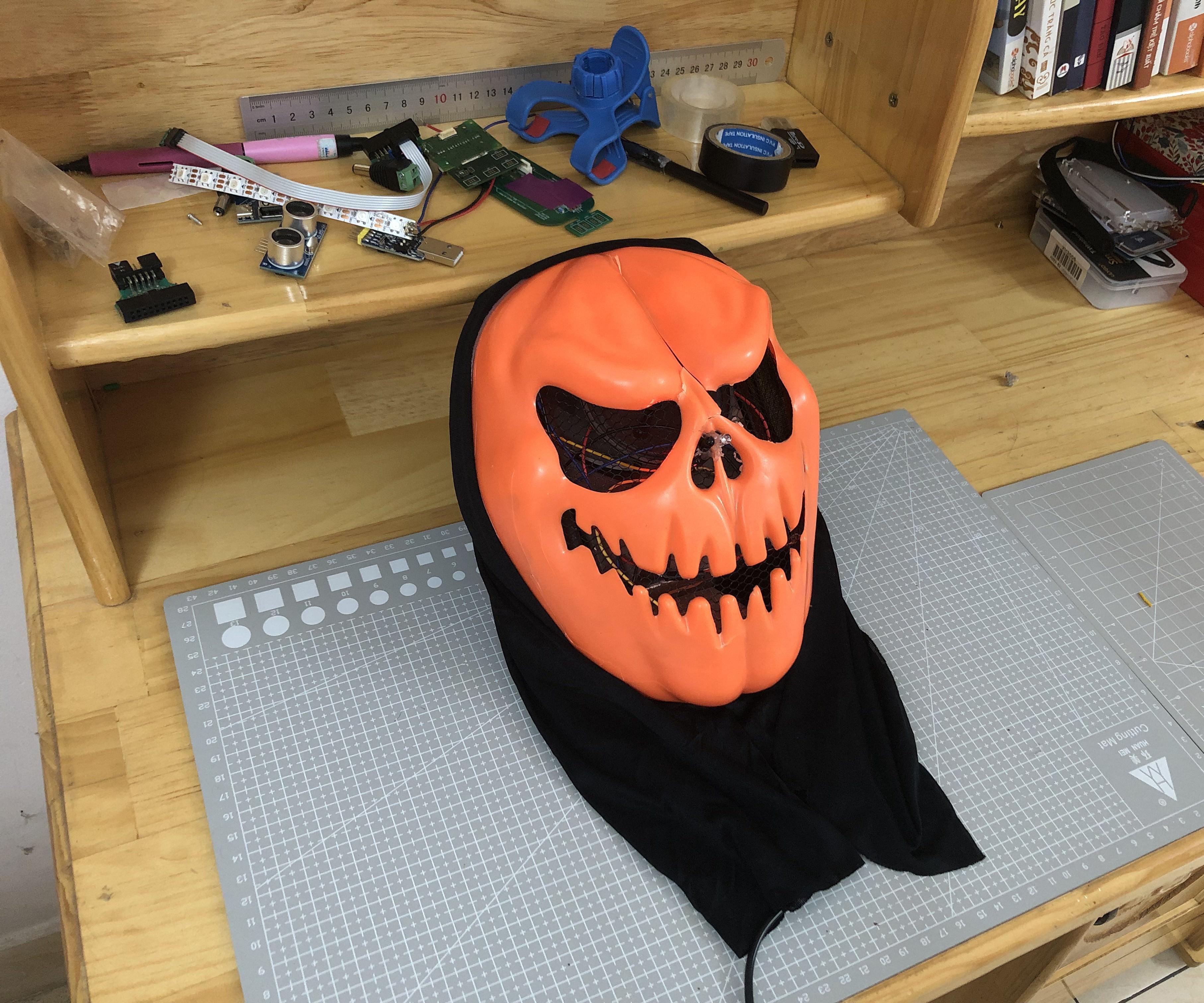 Halloween Scary Reactive Mask