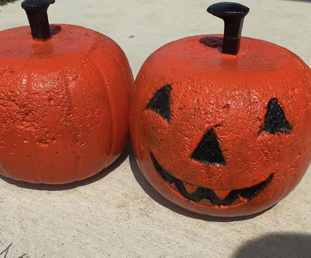 Build the EVERLASTING Jack’O Lantern