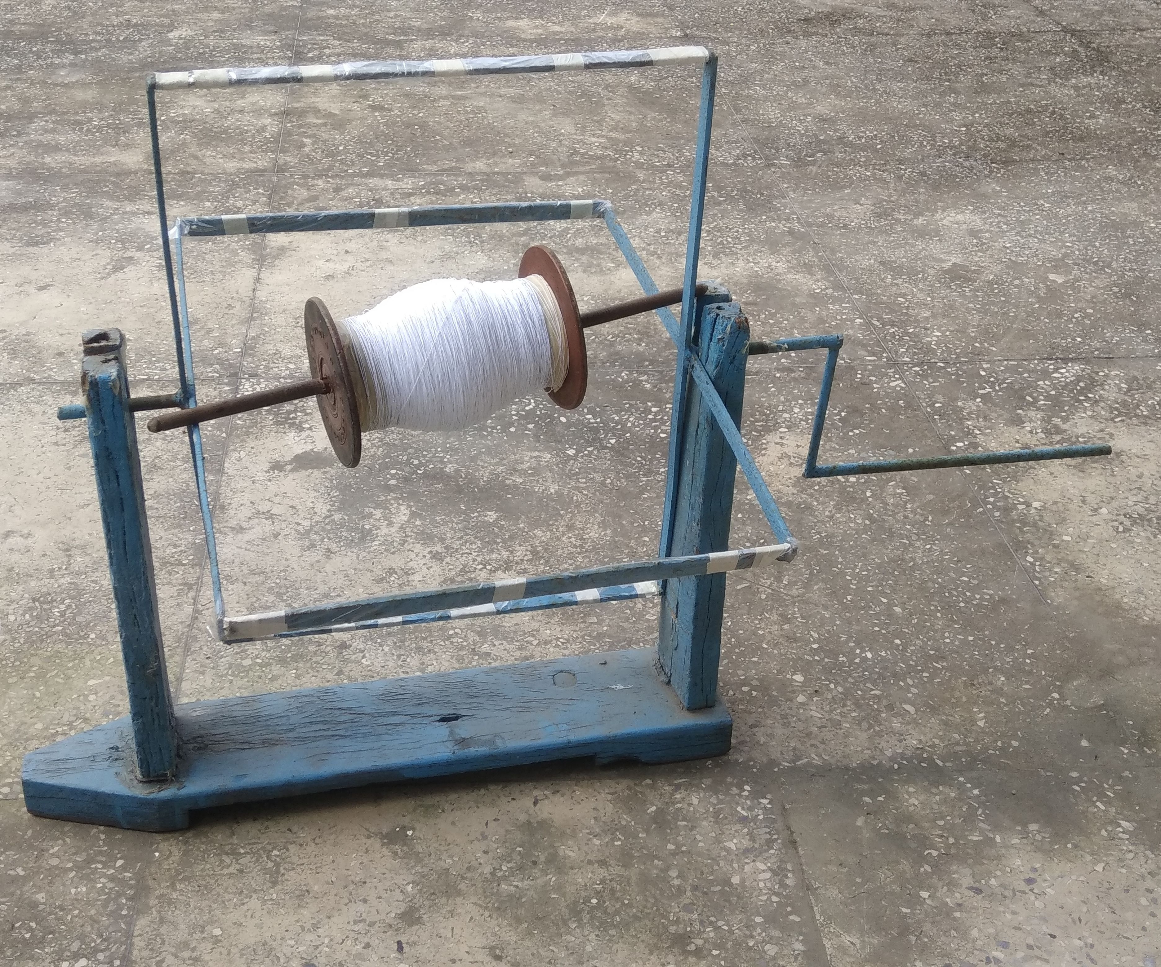 Glass Dust Coated Thread for Flying Kites (Manza)