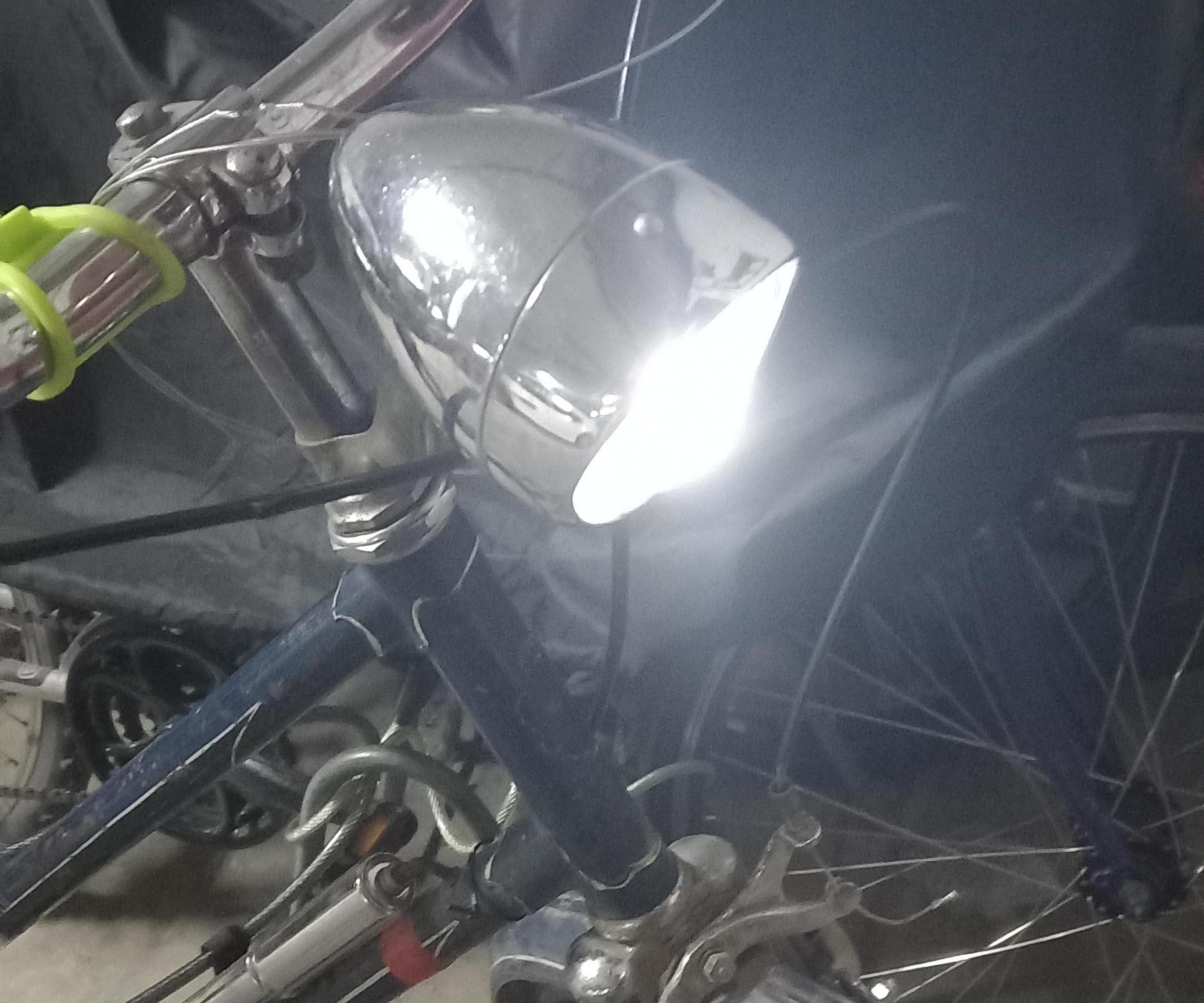 Battery Powered Retro Bike Light. Keep It Simple