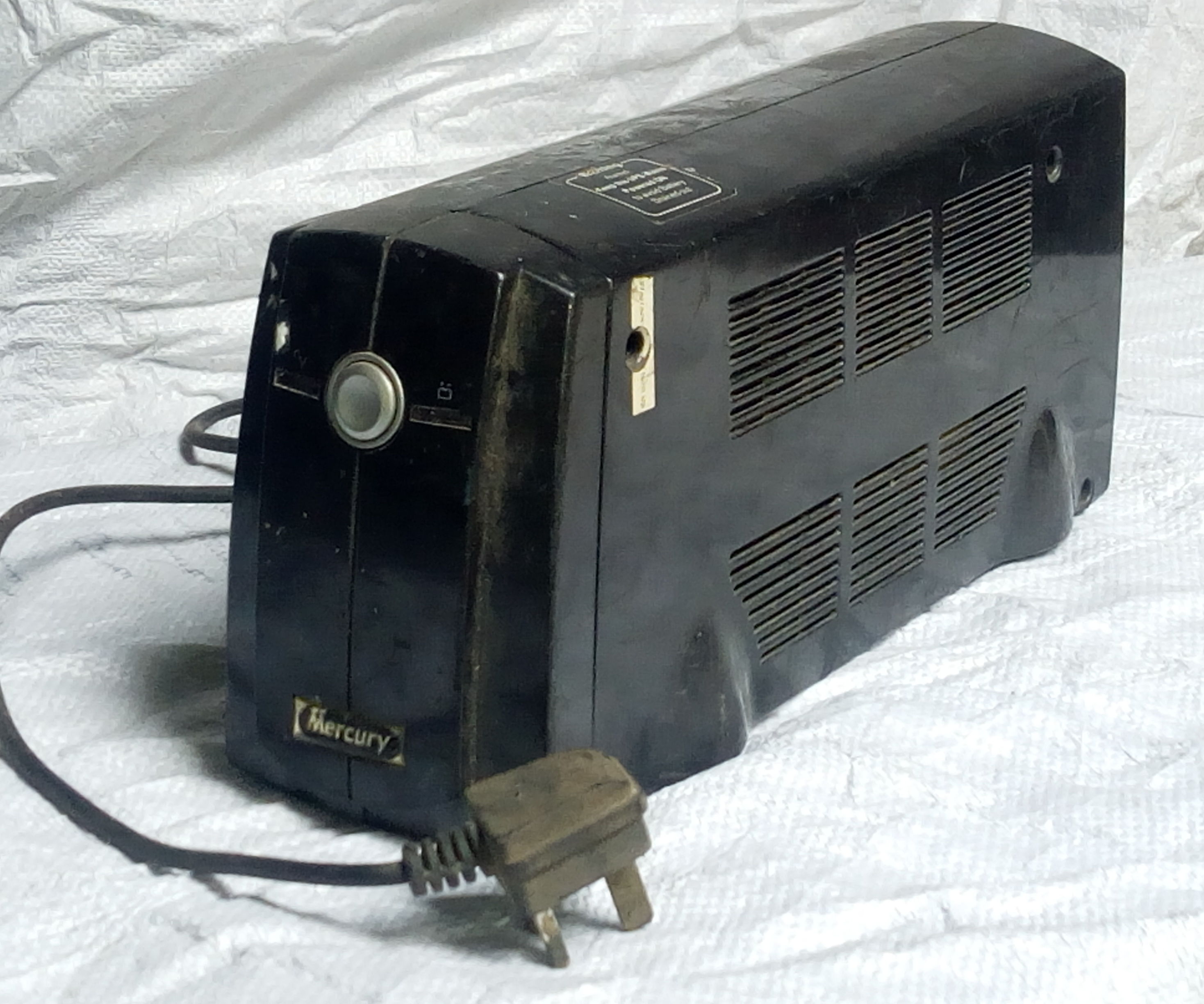 Repurposing a Ups; Making an Inverter the Easy Way.