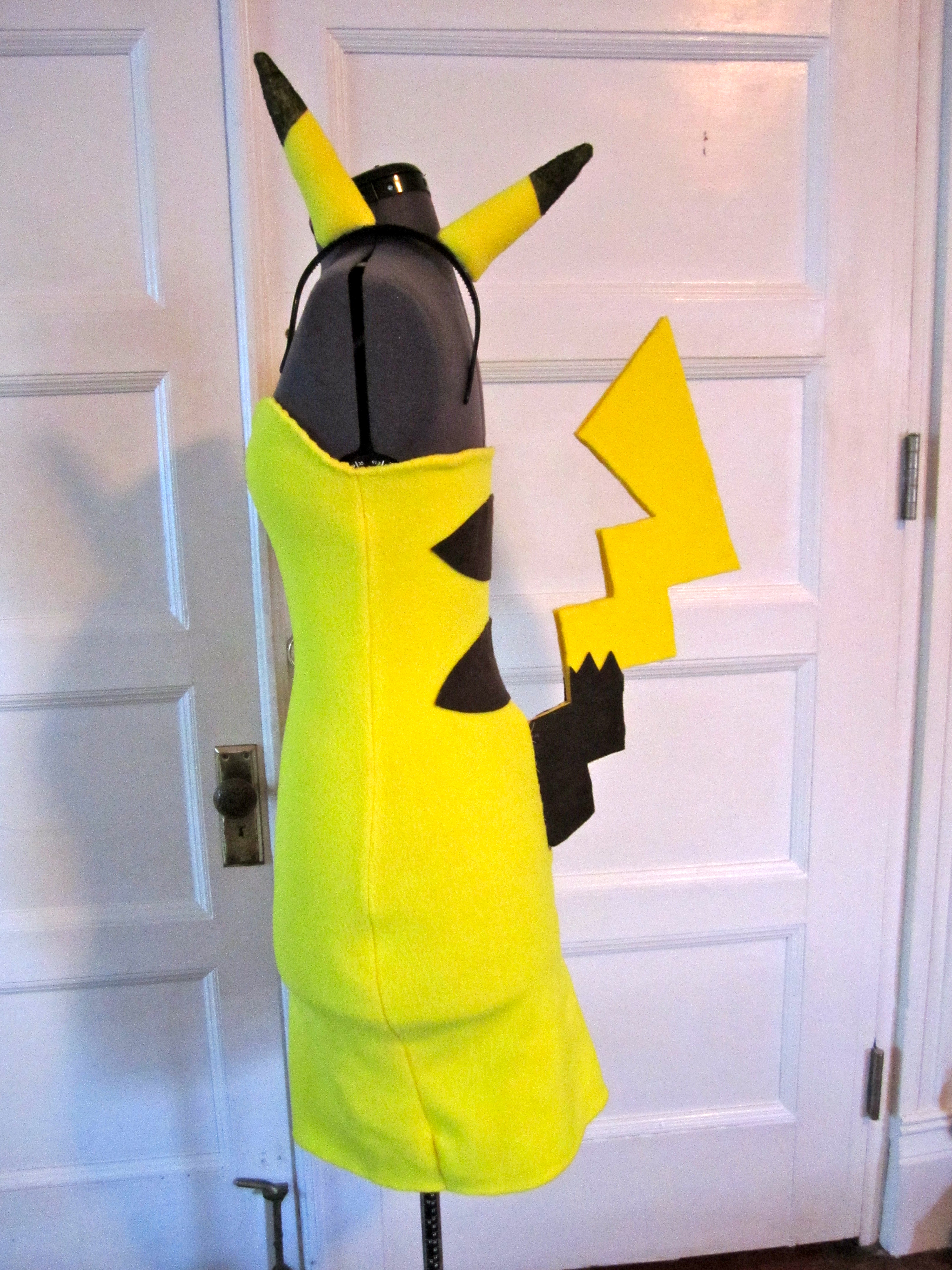 Pikachu Costume/cosplay!