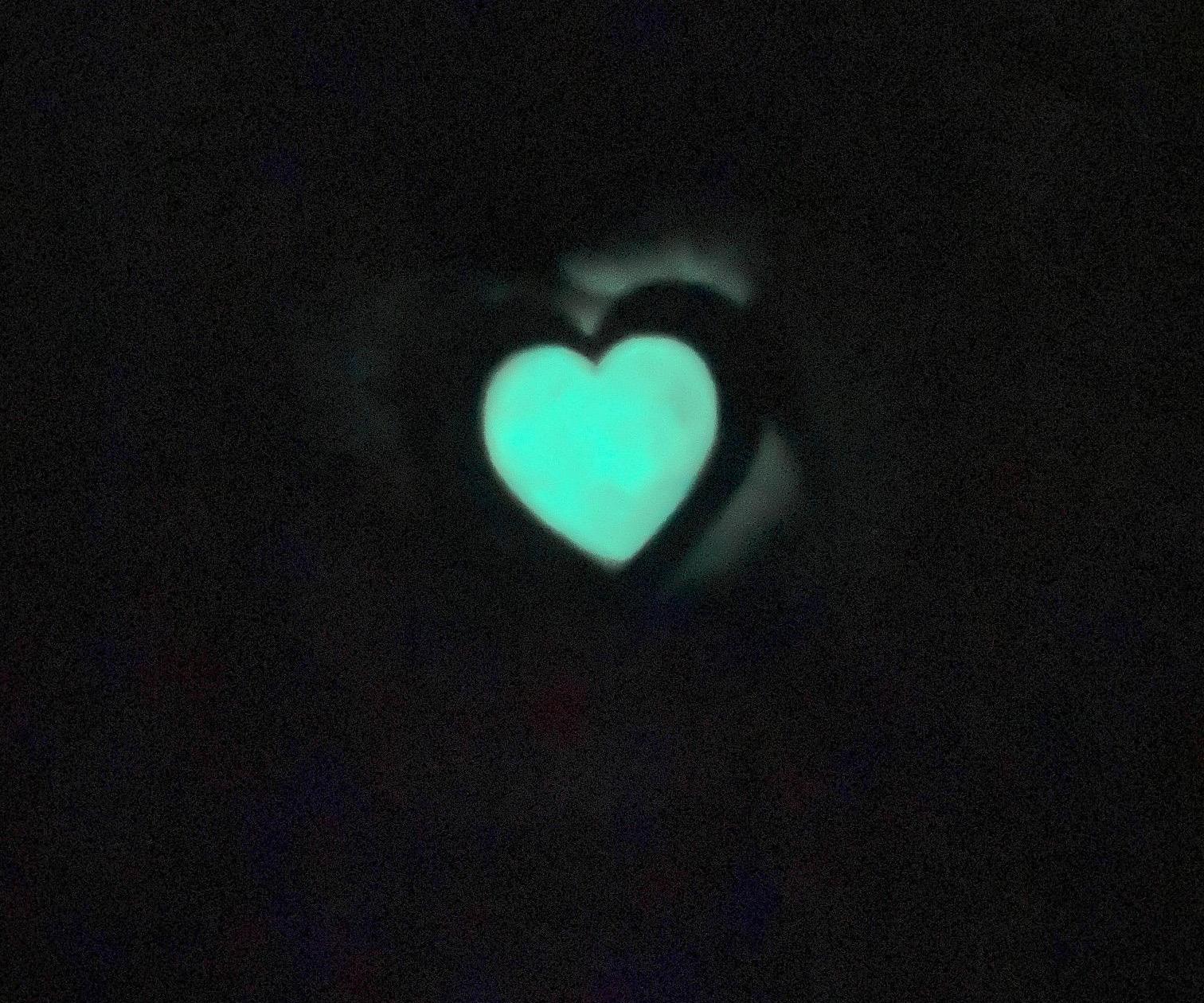 Make Molded Glow In The Dark Slime