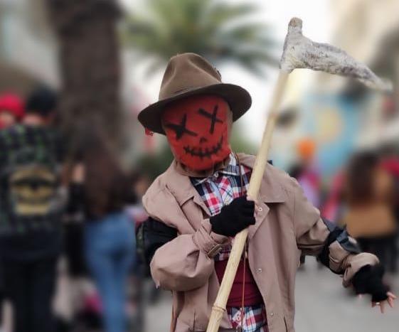 Easy Scarecrow Kids Costume