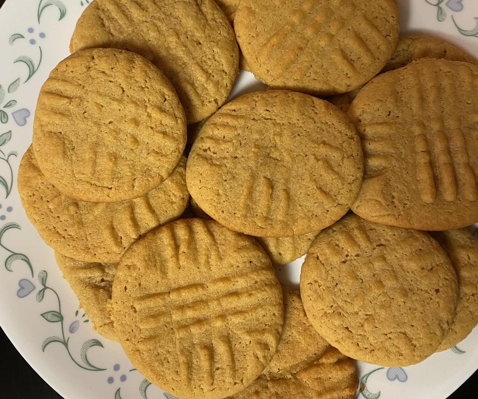 How to Make Peanut Butter Cookies