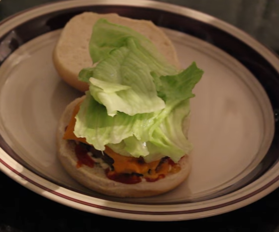  Delicious Home-style Beef Burger From Lean Beef 