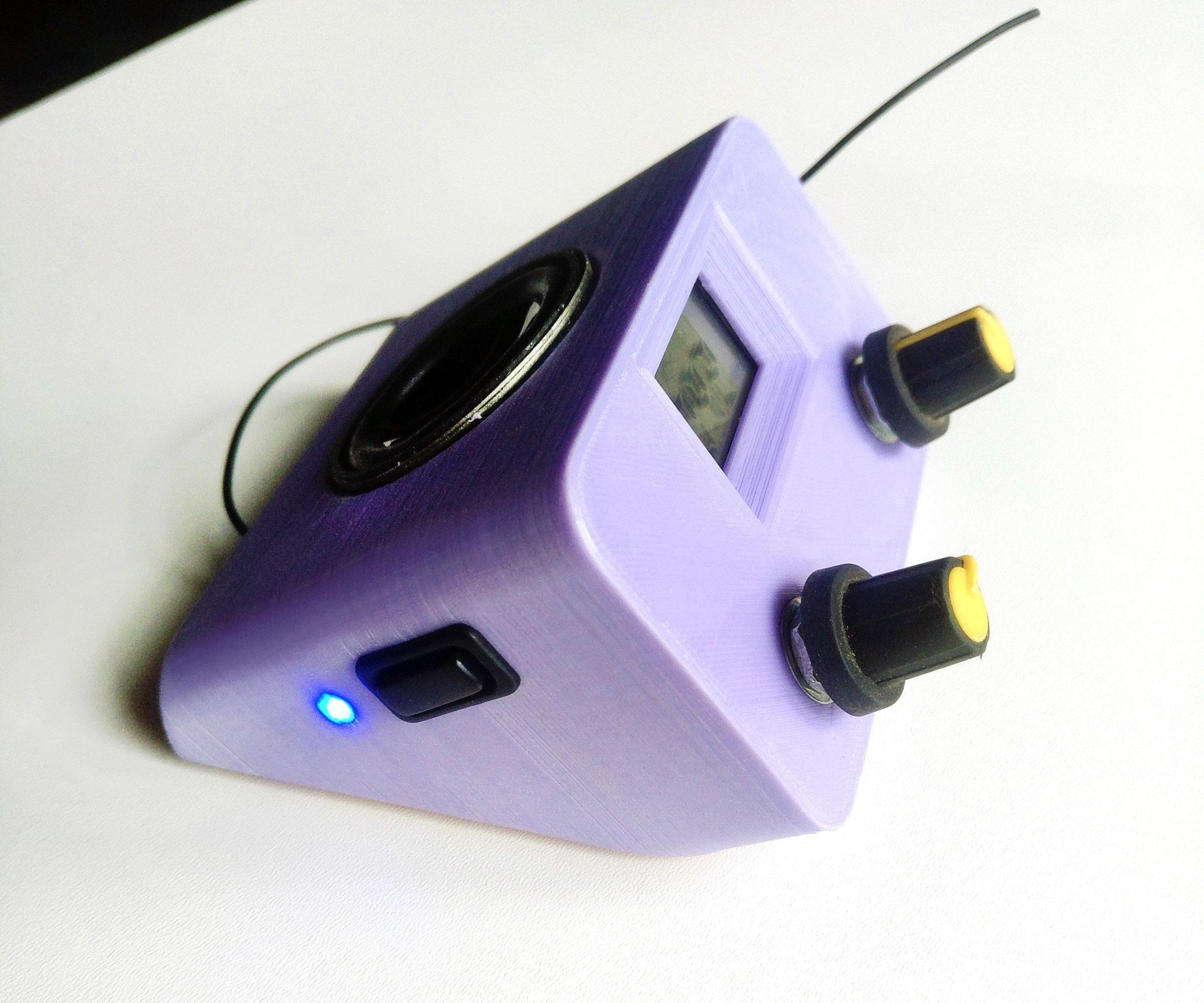 3D Printed Mini Radio and Amplifier