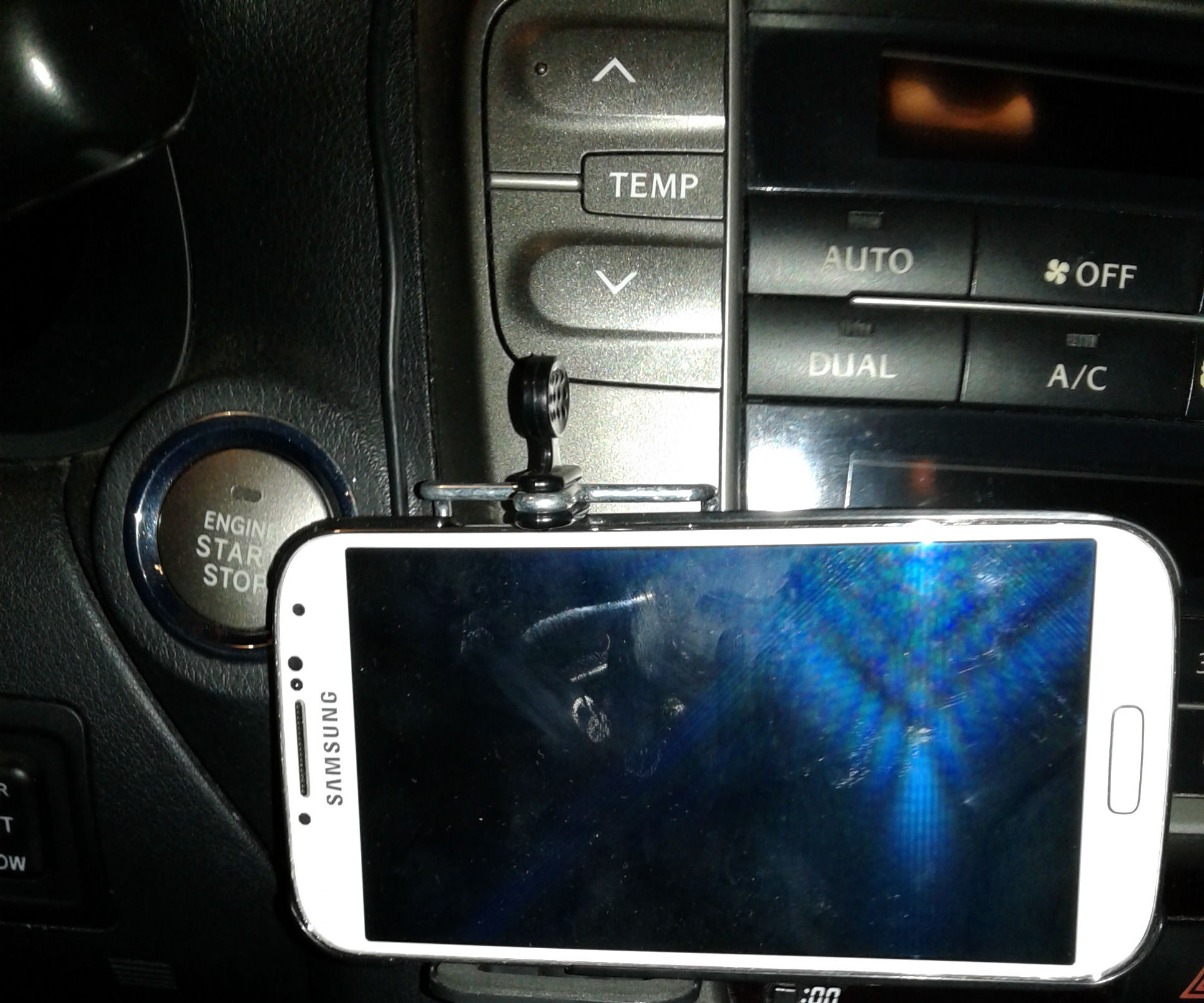 Inexpensive Car Phone Holder, Bracket ($1.00)