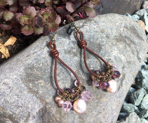 Barrel Knot Leather Earrings With Pearls