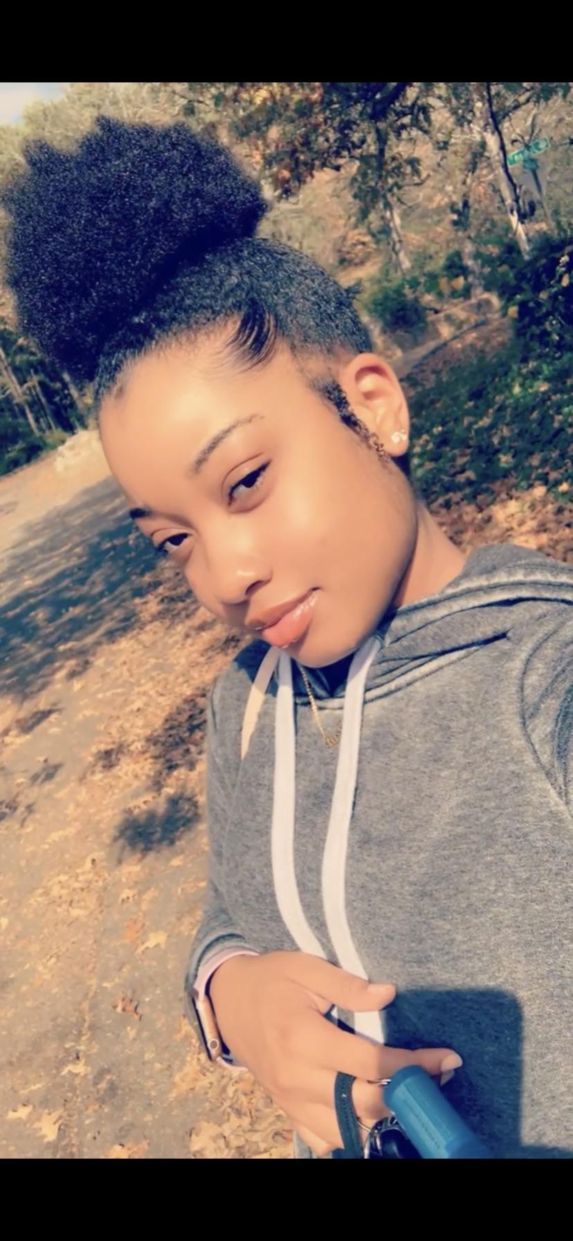 How to Detangle Natural Hair