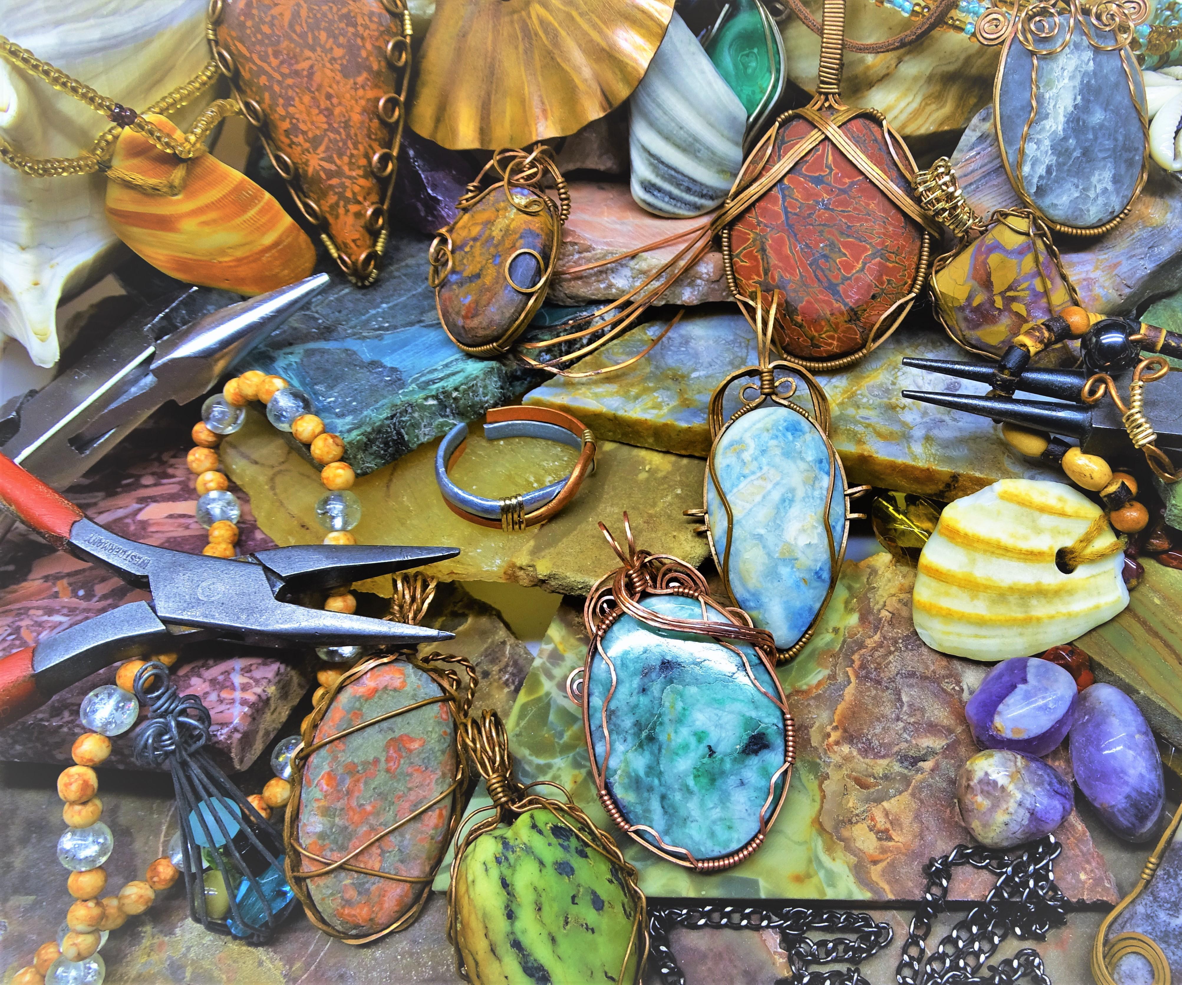 INTRODUCTION TO LAPIDARY JEWELRY MAKING