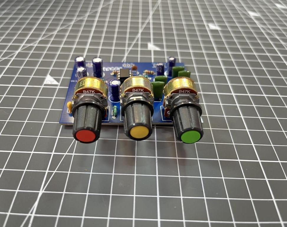 Soft BASS Preamplifier Using TL072